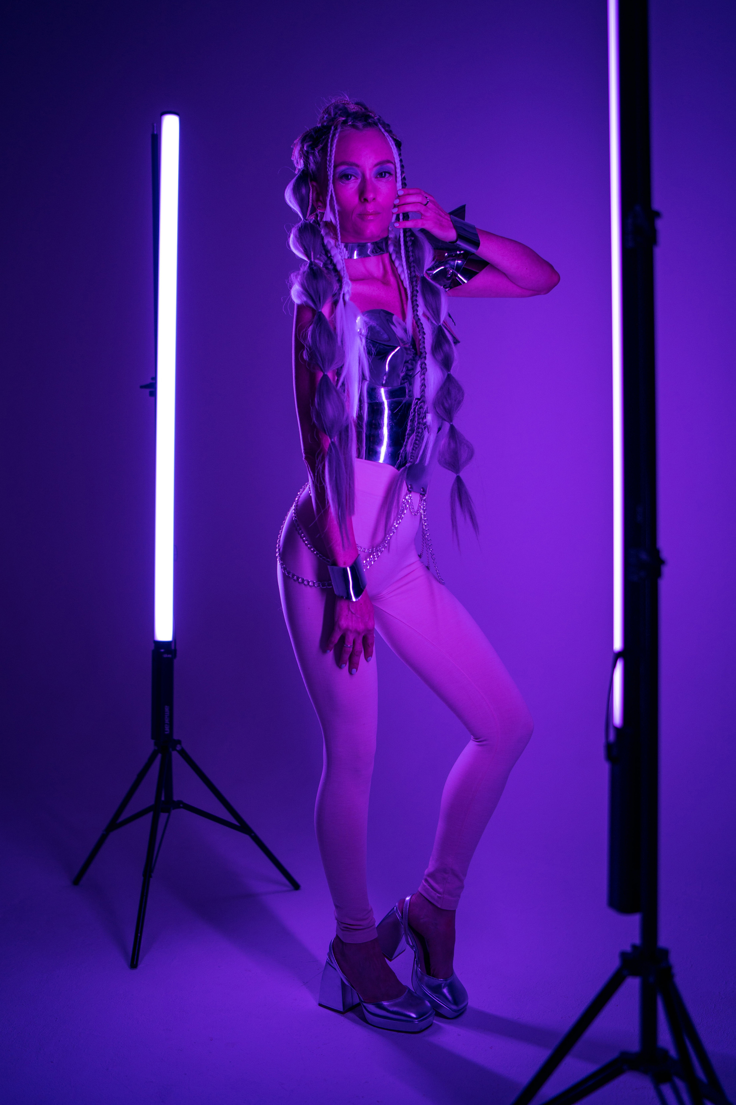 Съемка в неоновом свете. Каталожная и промышленная съемка в Москве Александр Плонский