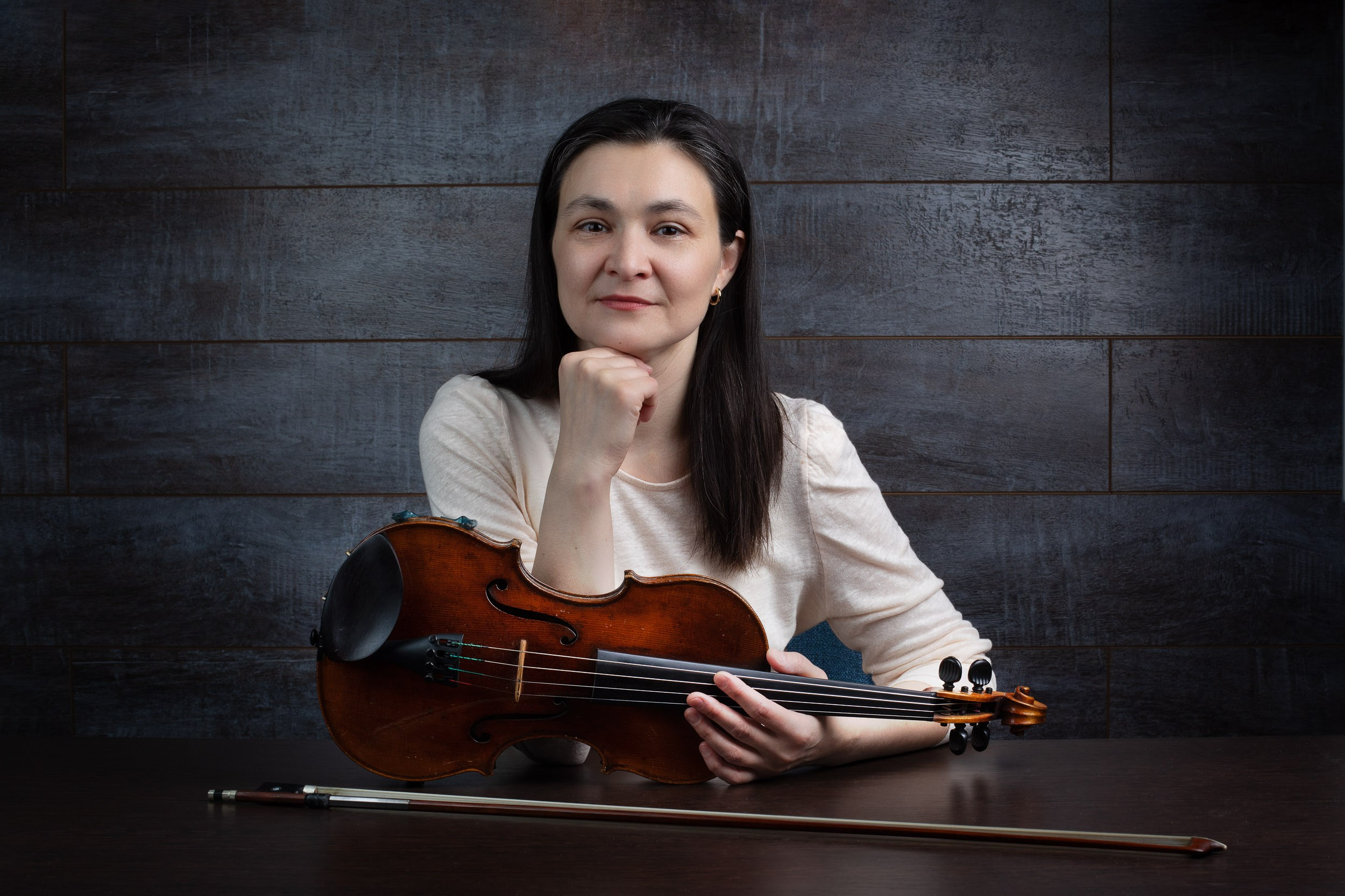 Съемка со скрипкой в студии. Фотограф-анималист в Москве и Московской области Татьяна Фролова