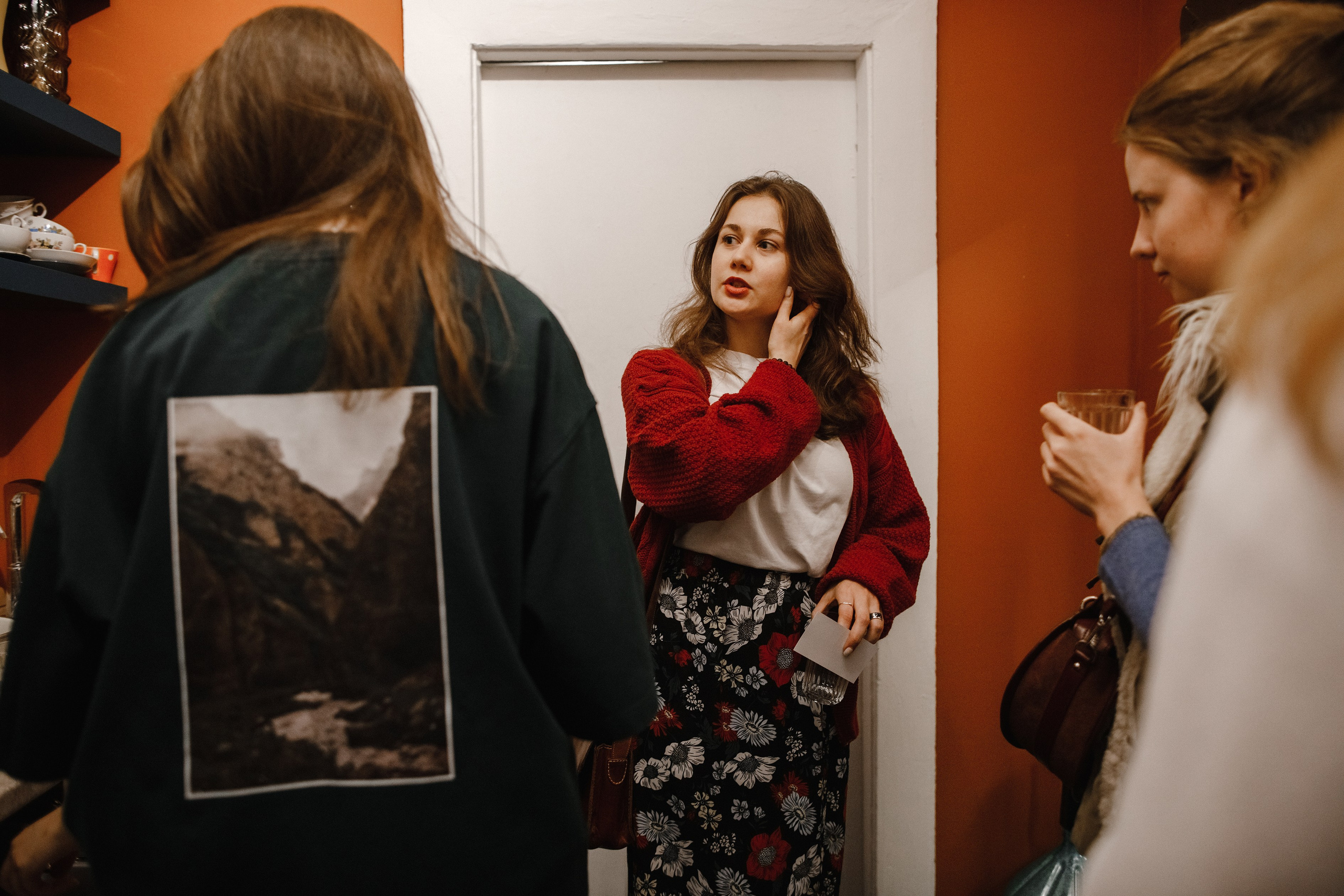 11.11.2022 // Совместно с ЕДЕМ.ДАЛЬШЕ. Фотовыставки serebro.gallery, в которых автором можешь стать ты! | Москва