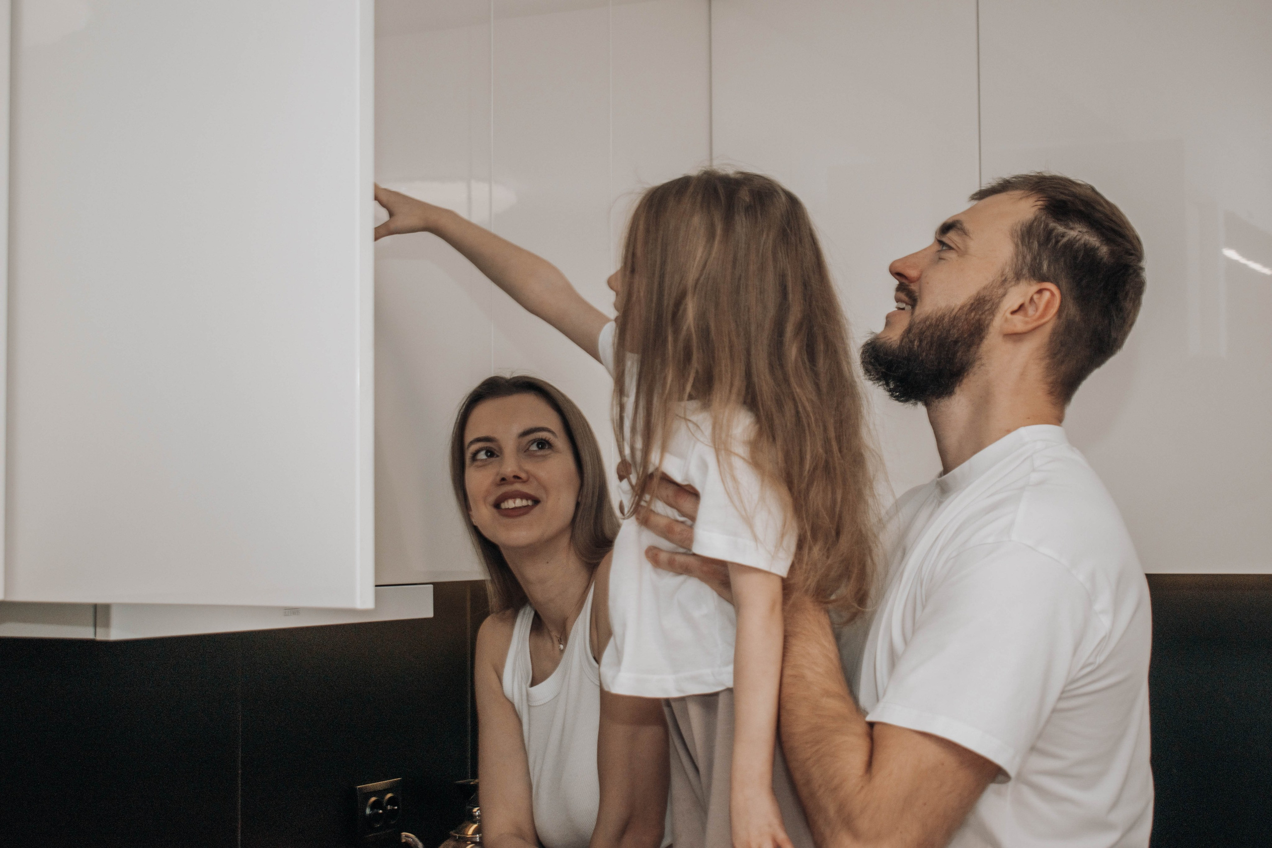 Кирилл и Эльмира. Домашняя съемка. Фотограф-ретушер в Крыму Юля Лобурец