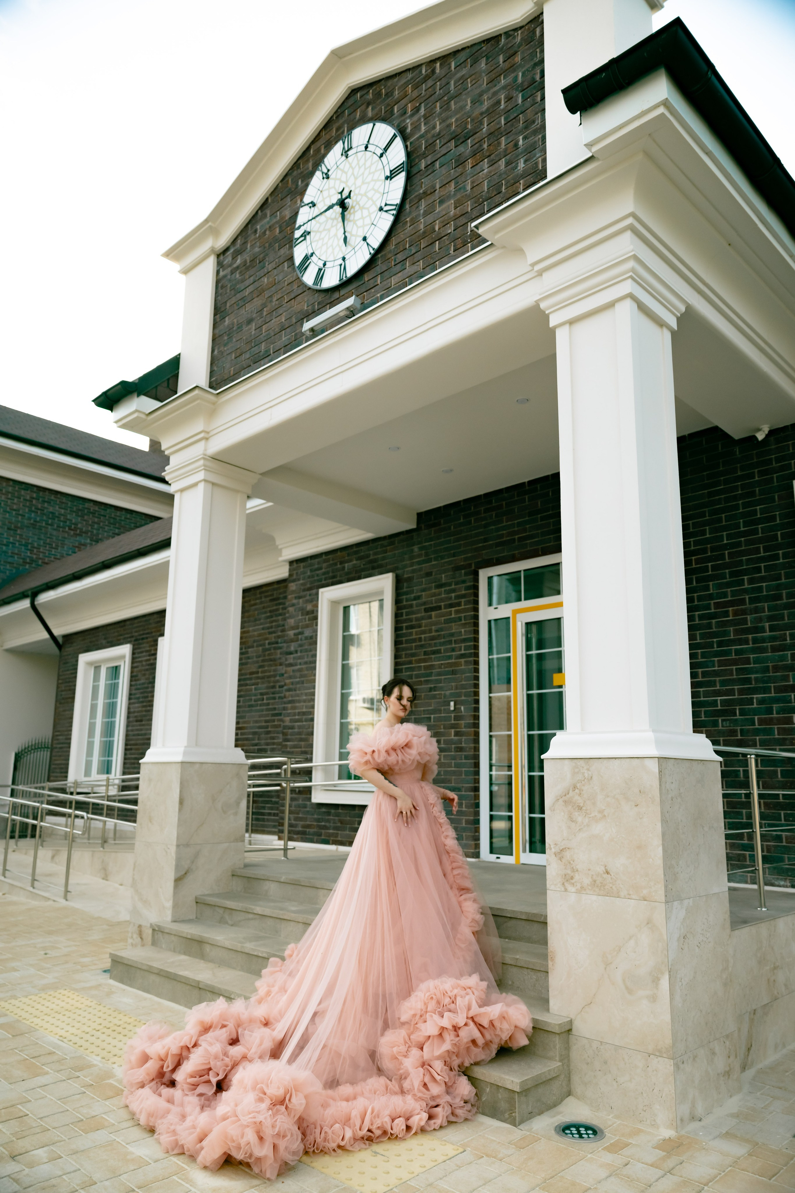 Свадебные съемки. Профессиональный фотограф и видеооператор