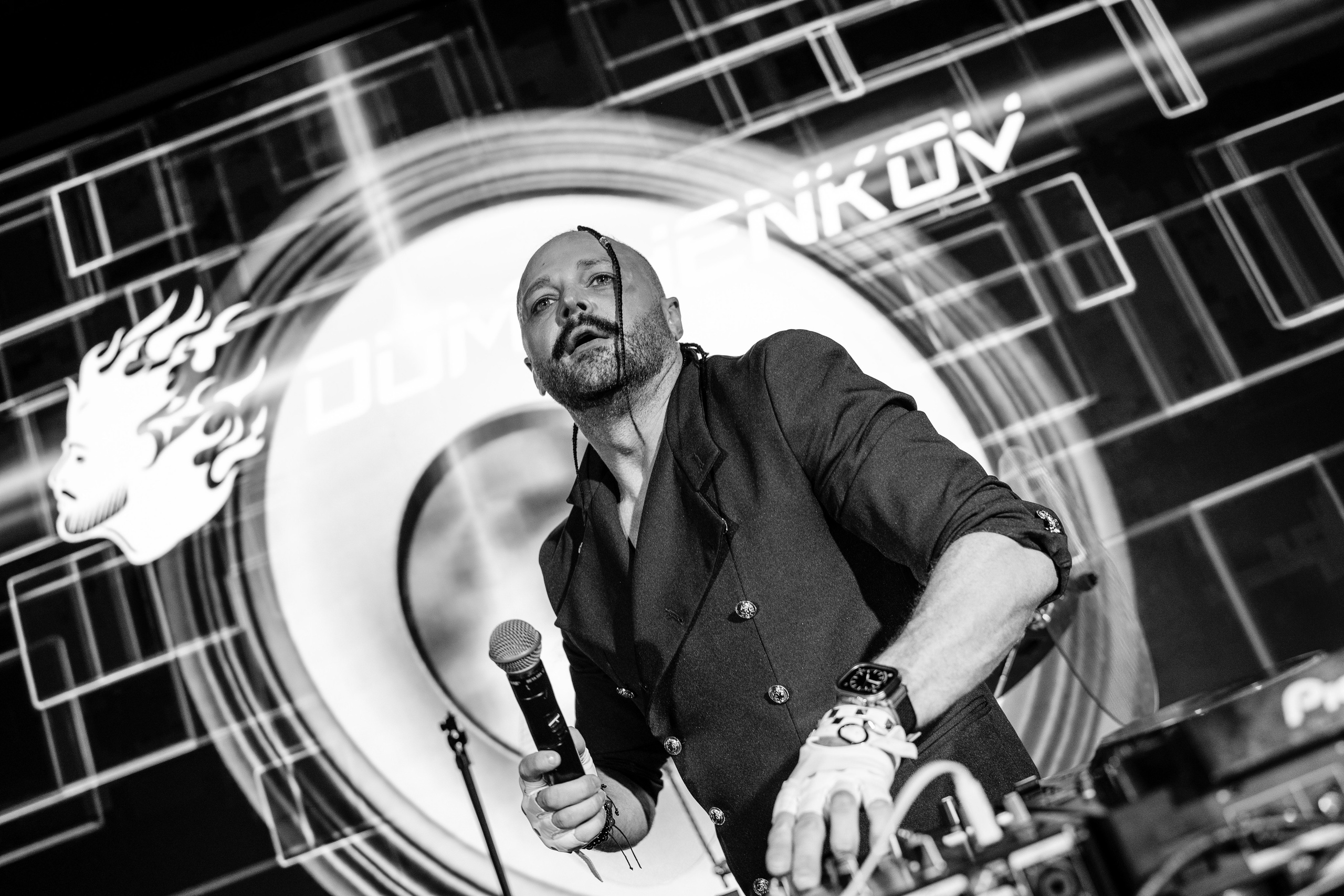 Фотограф на мероприятие в Лужники. Репортажный фотограф в Москве Саша Дружинина