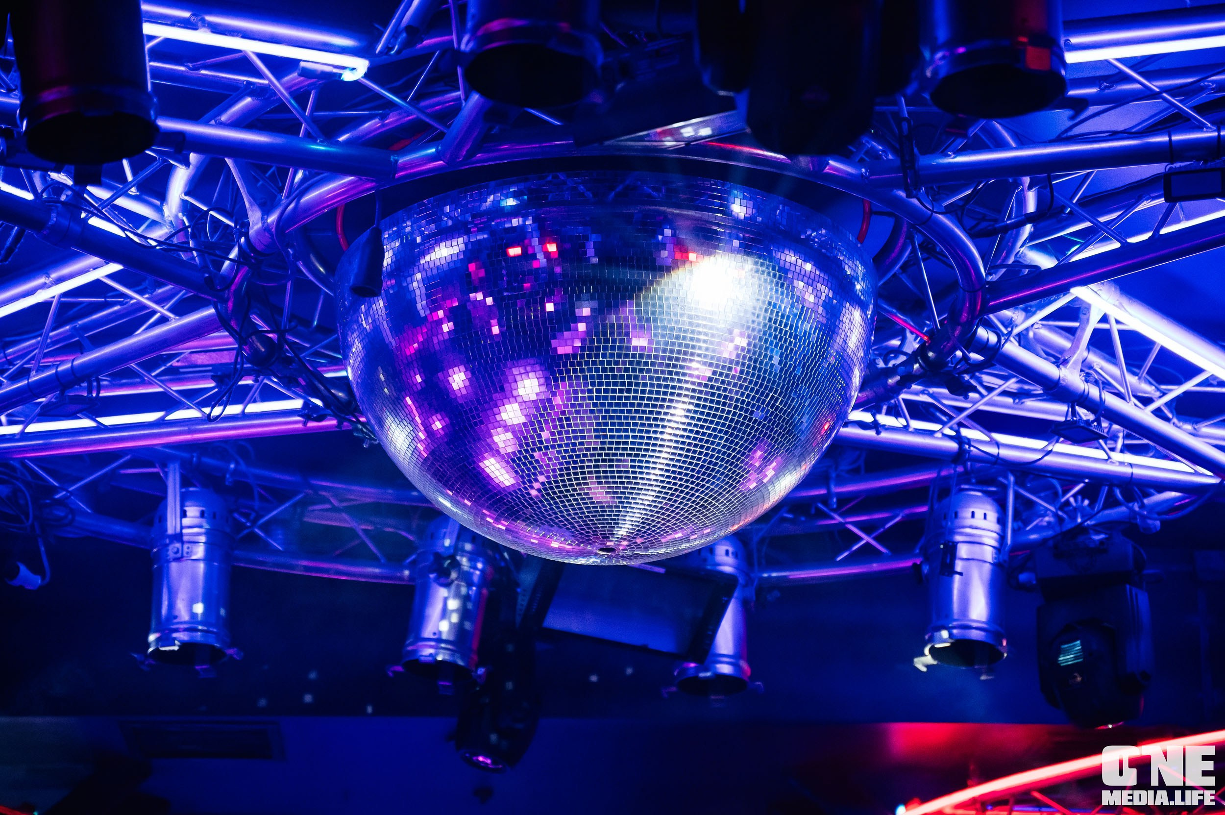 Фоторепортаж из РК Планета. One Media Life: фоторепортажи, фотоотчеты с мероприятий и заведений