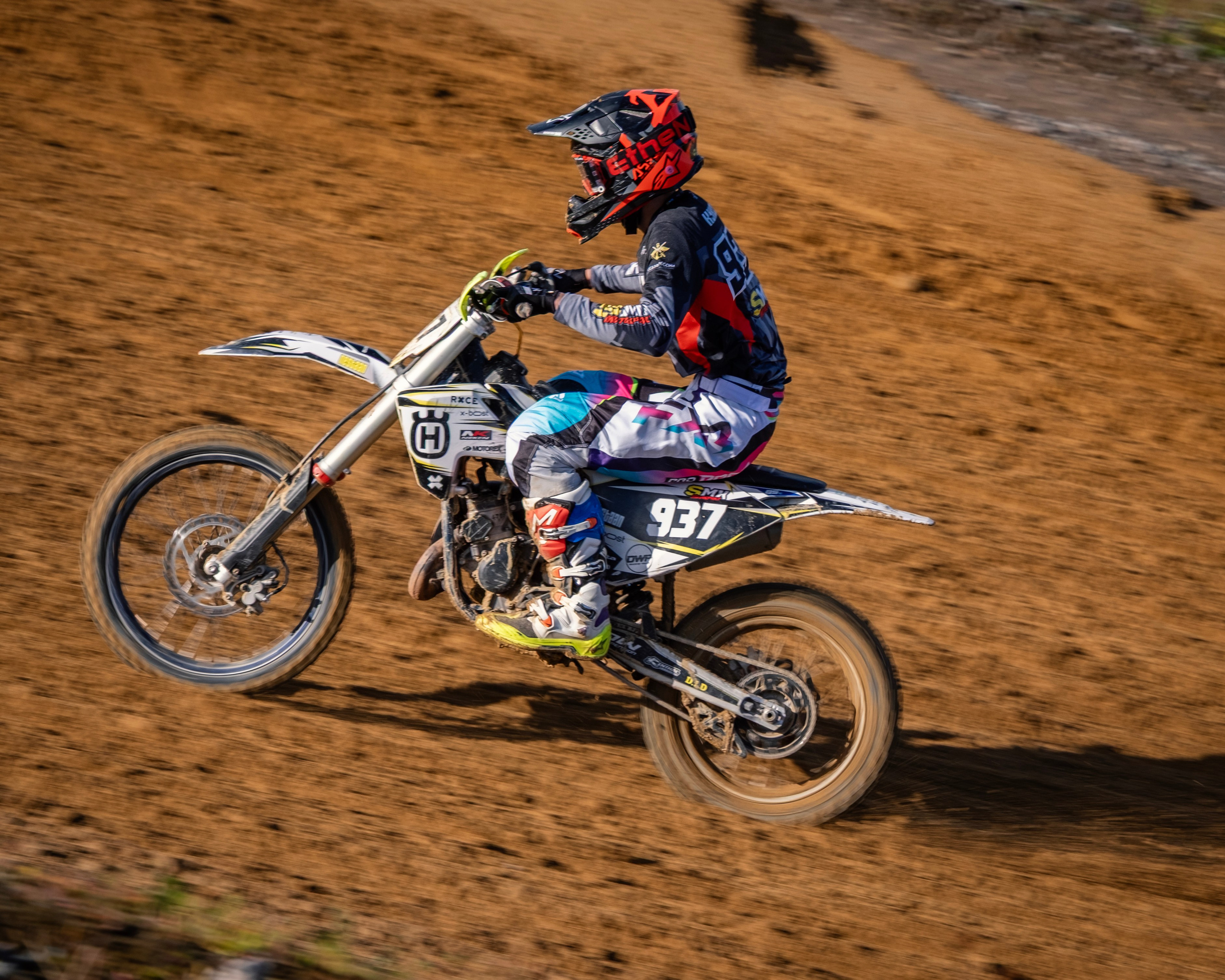 Мотокросс (Игора Драйв). Автомобильные фотографии и рисунки в Санкт-Петербурги Пашков Дмитрий