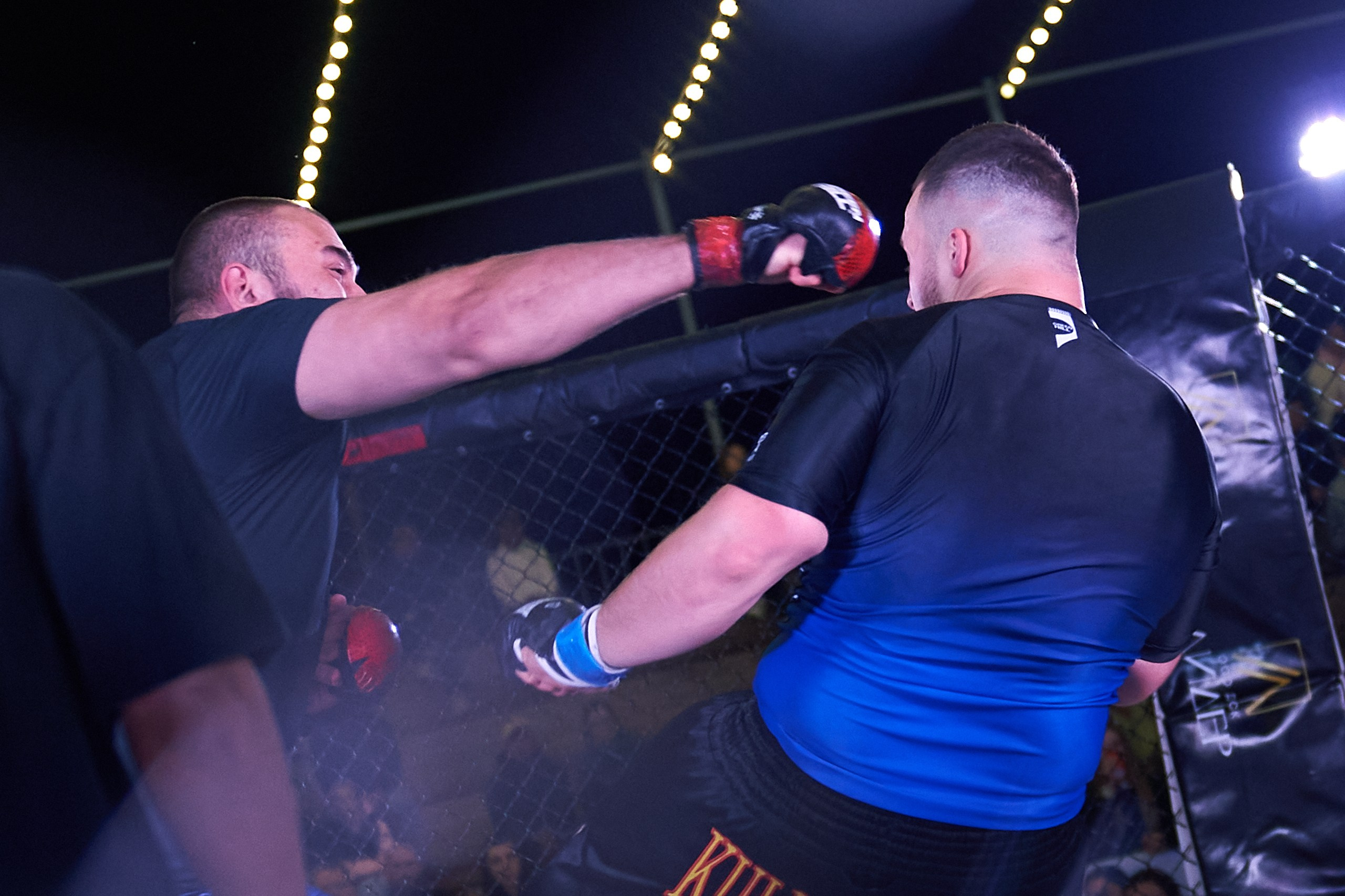 ММА. Битва на Иже-4. Спортивный репортажный фотограф в Ижевске Сергей Мерзляков