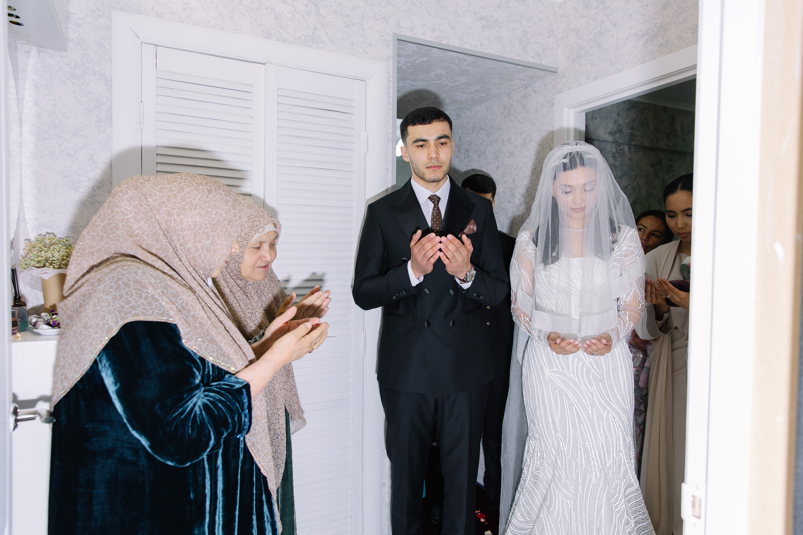 Свадьба Мадиброхим & Гулжамол. Свадебный фотограф в Новосибирске Лидия Александровна