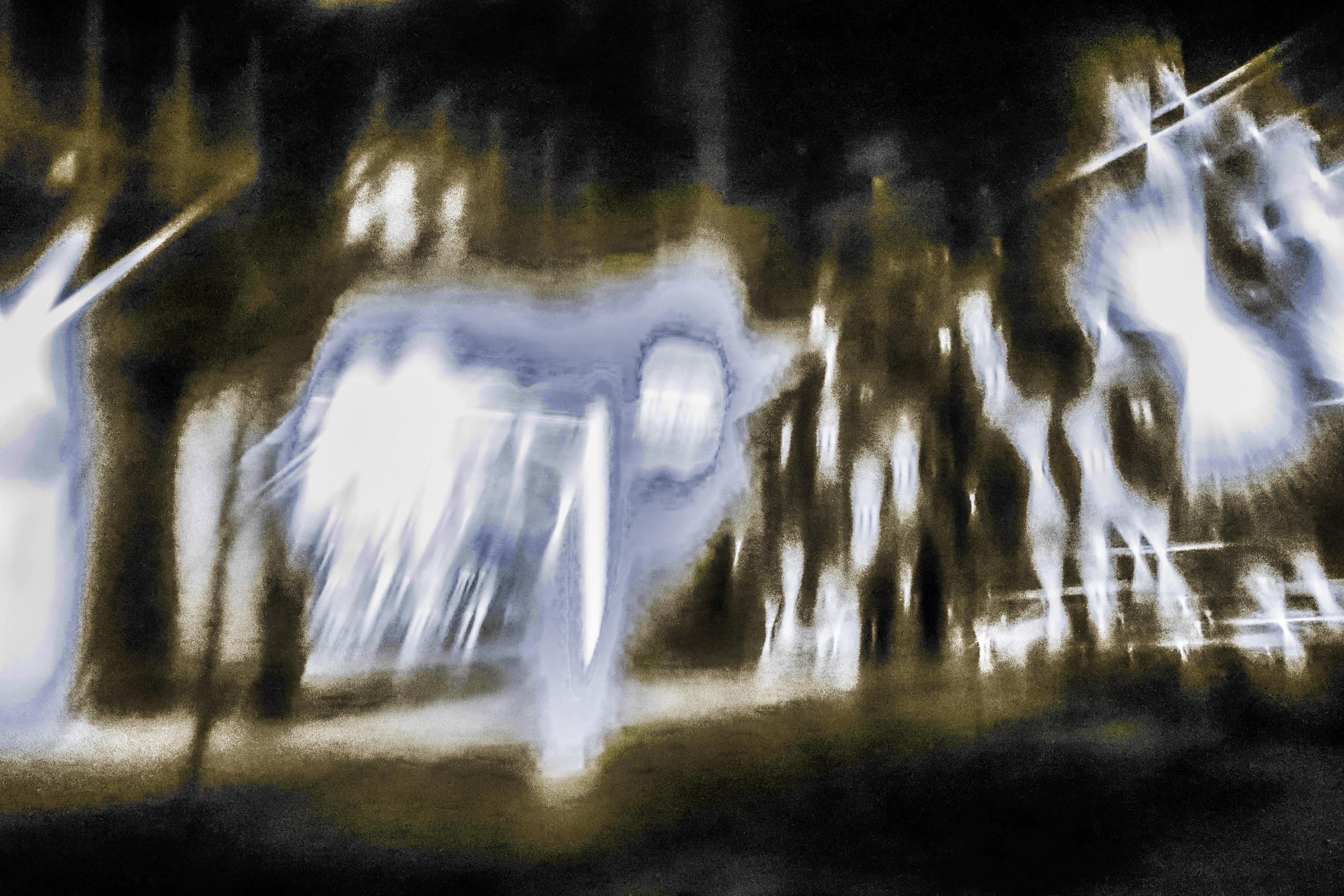 Экспериментальная фотография с низкой экспозицией из проекта Угасание — атмосферный чёрно-белый образ