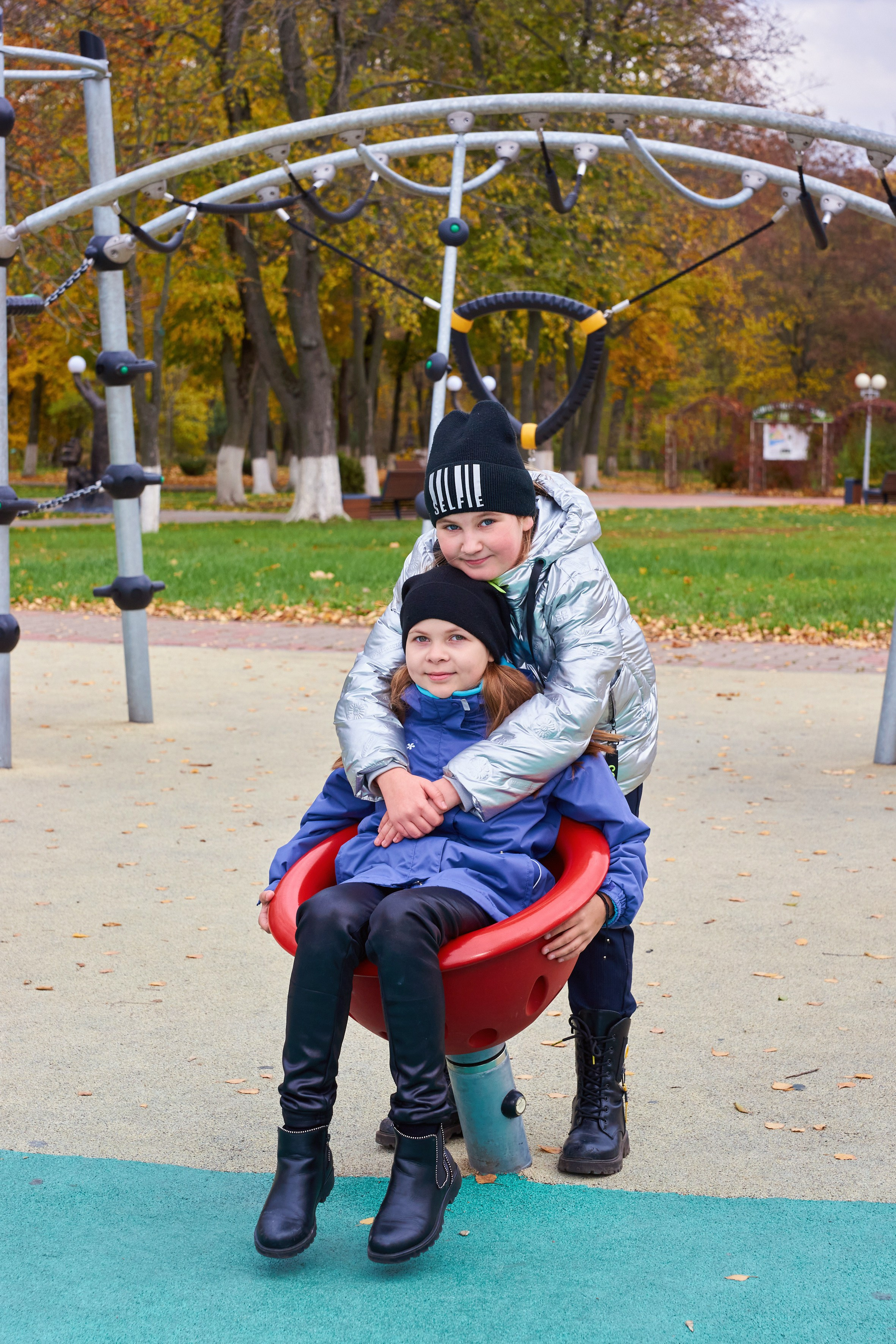 Съёмка в парке осенью. 4 класс. Childrenfoto.ru