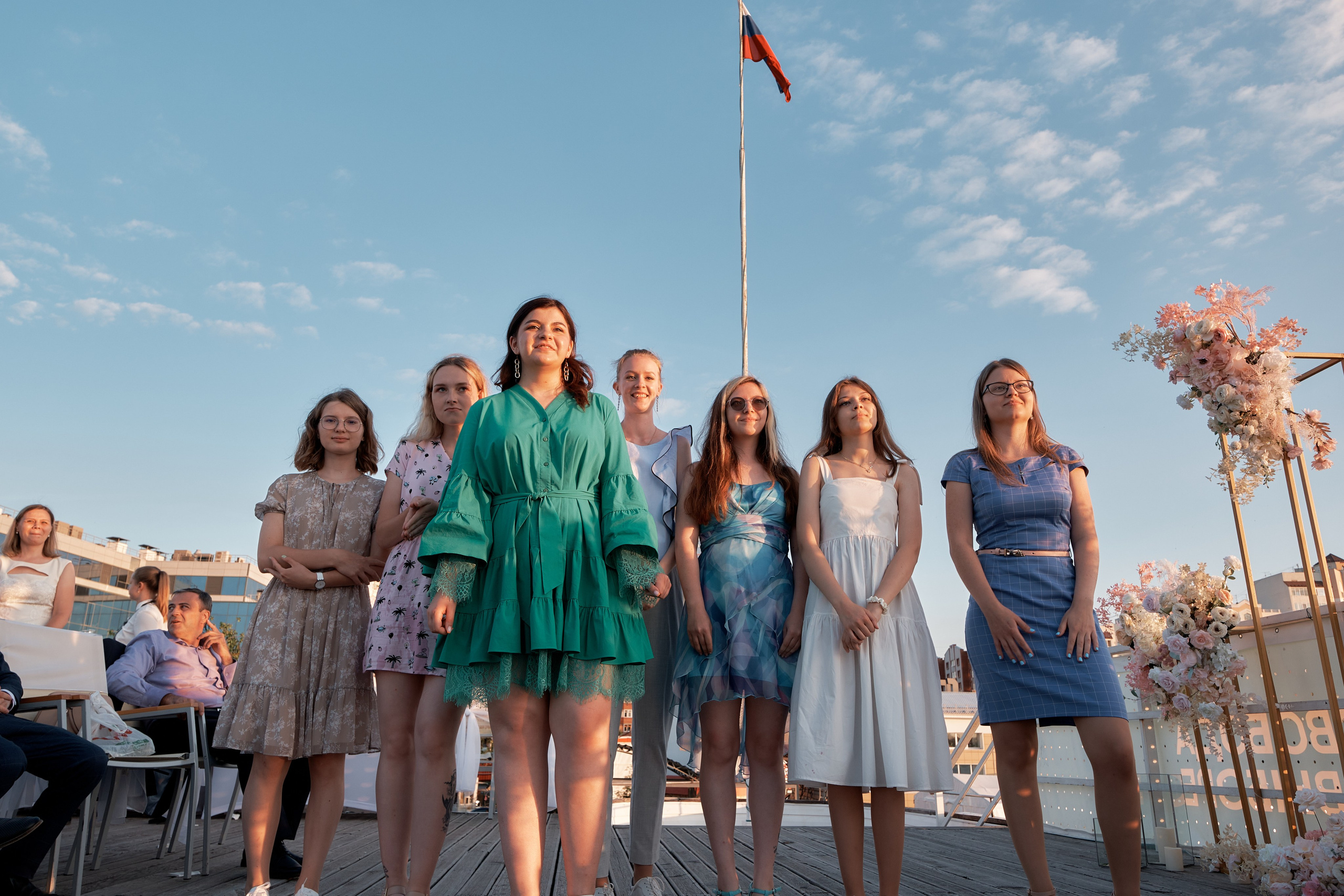 Яхта парус. Свадьба. Свадебный и портретный фотограф в Екатеринбурге Александр Блюденов