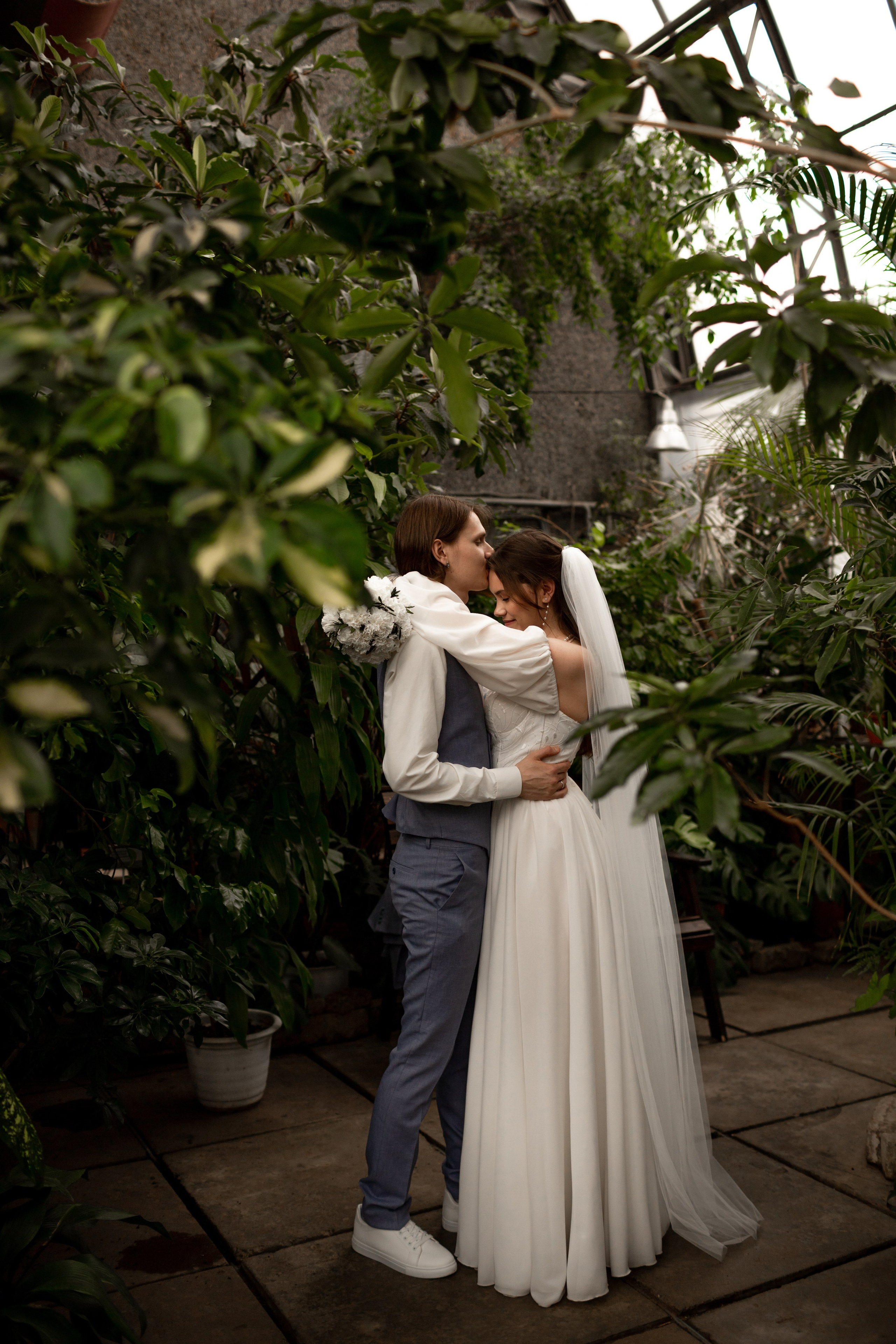 Свадебная фотосессия во Дворце на Фурштатской. Свадебный фотограф Кирилл Белый