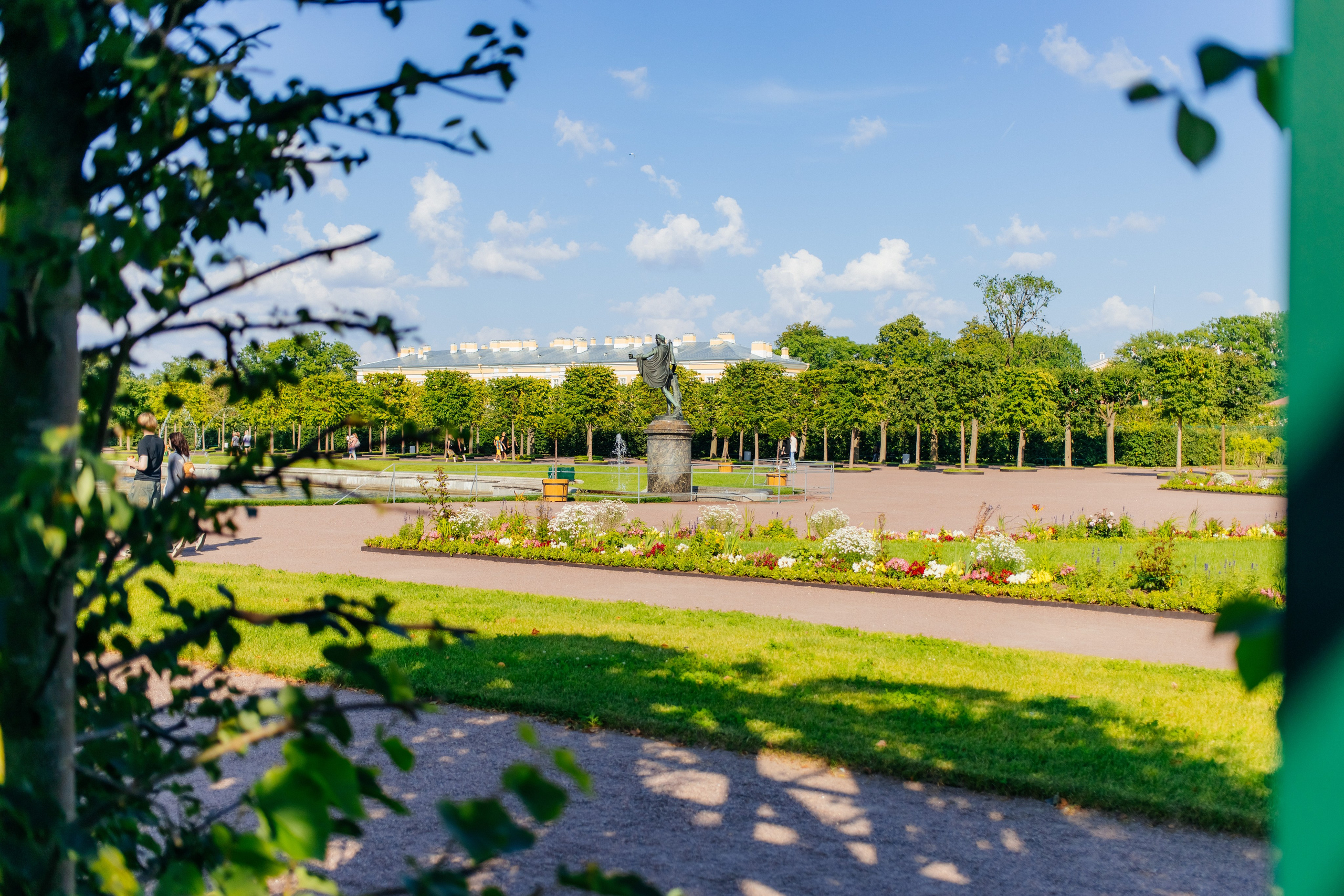 Фотосессия в Петергофе и Санкт-Петербурге