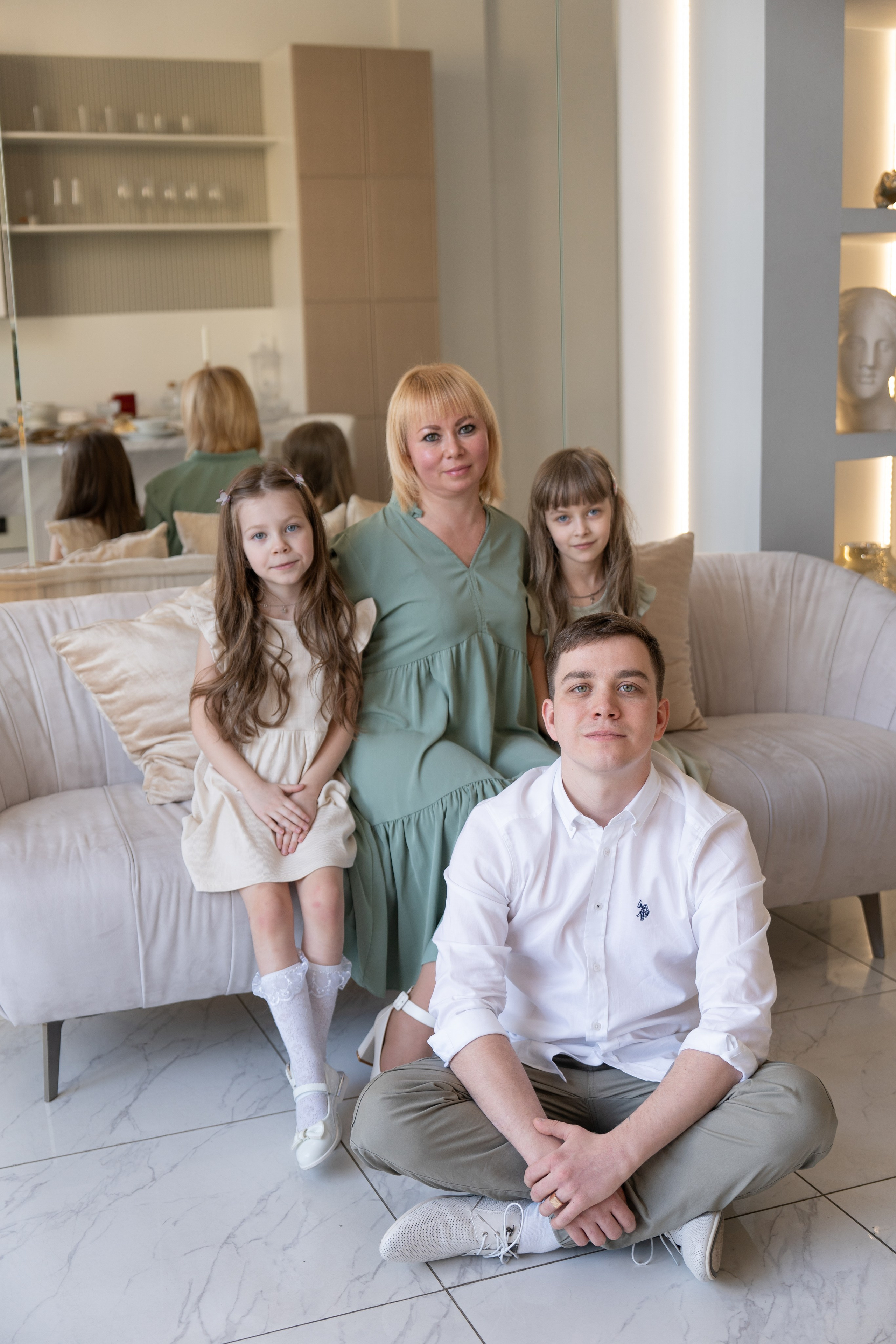 Семейная фотоистория в студии / у вас дома. Главная