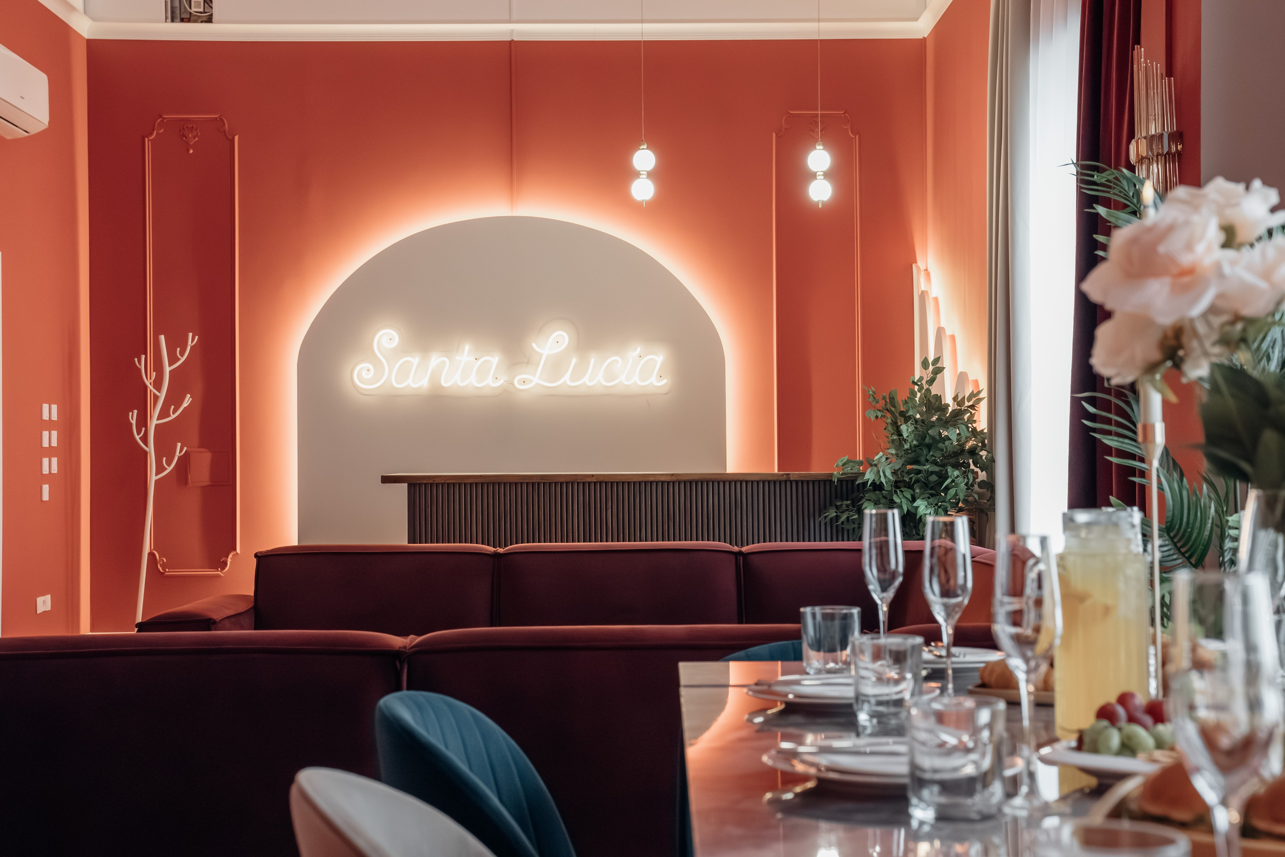 Санта-Лючия. Аренда лофта в СПб для мероприятий