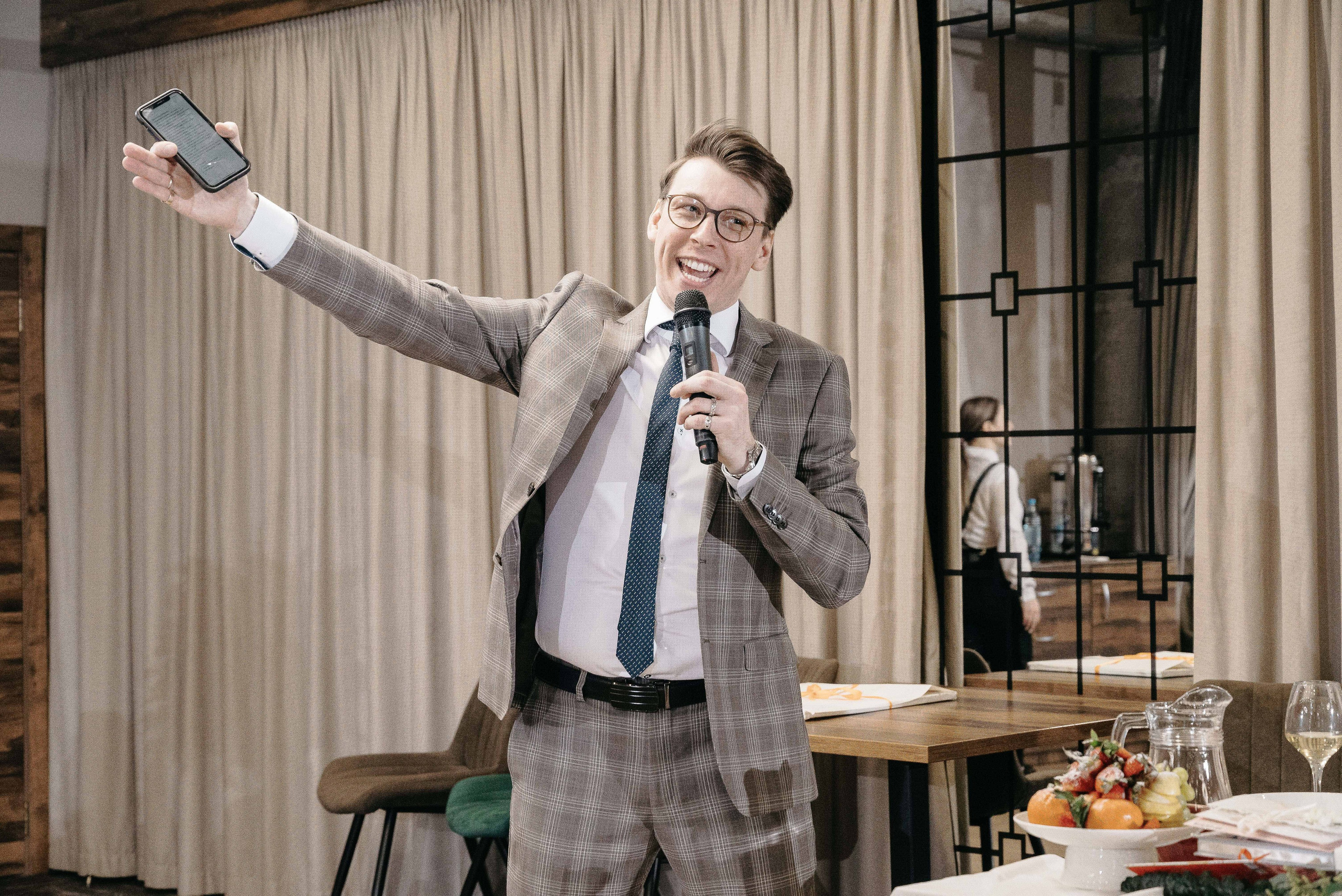 Артем и Галя. Тамара Власова