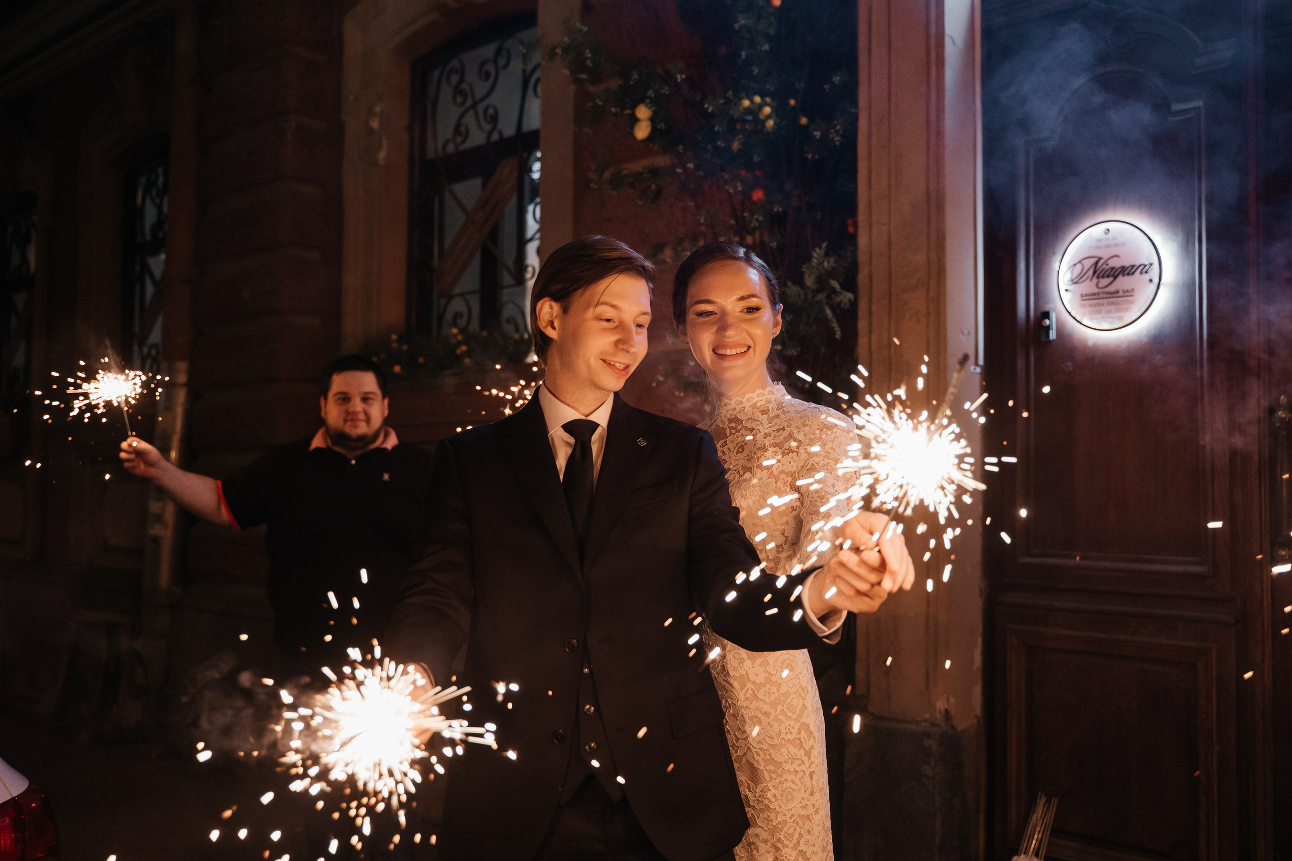 Wedding «A long walk». Свадебные фотограф и видеограф Наталья и Анатолий Новиковы СПб