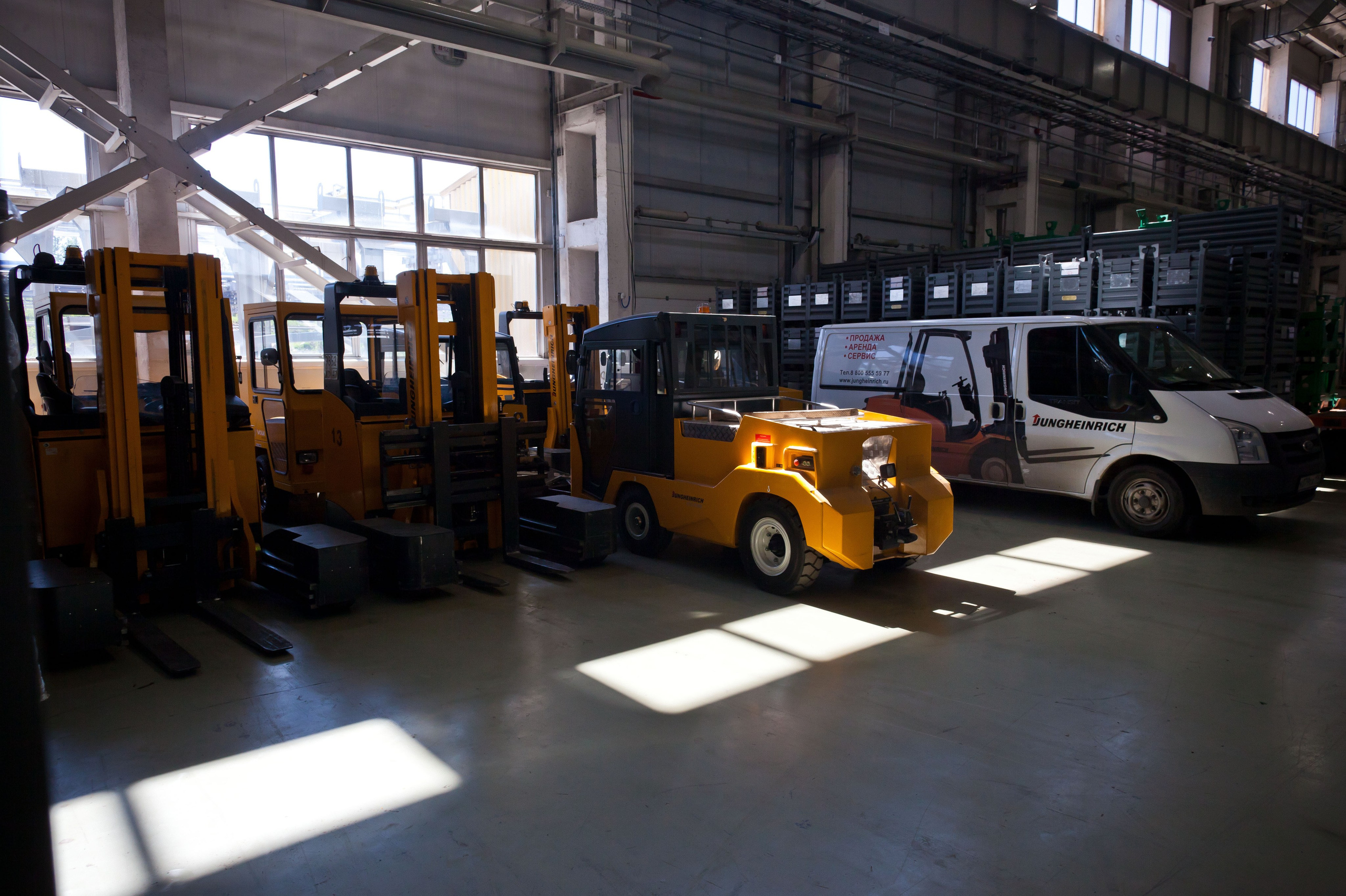 ТИХВИНСКИЙ ВАГОНОСТРОИТЕЛЬНЫЙ ЗАВОД. Рабочая сторона — бизнес портрет и репортаж в Санкт-Петербурге