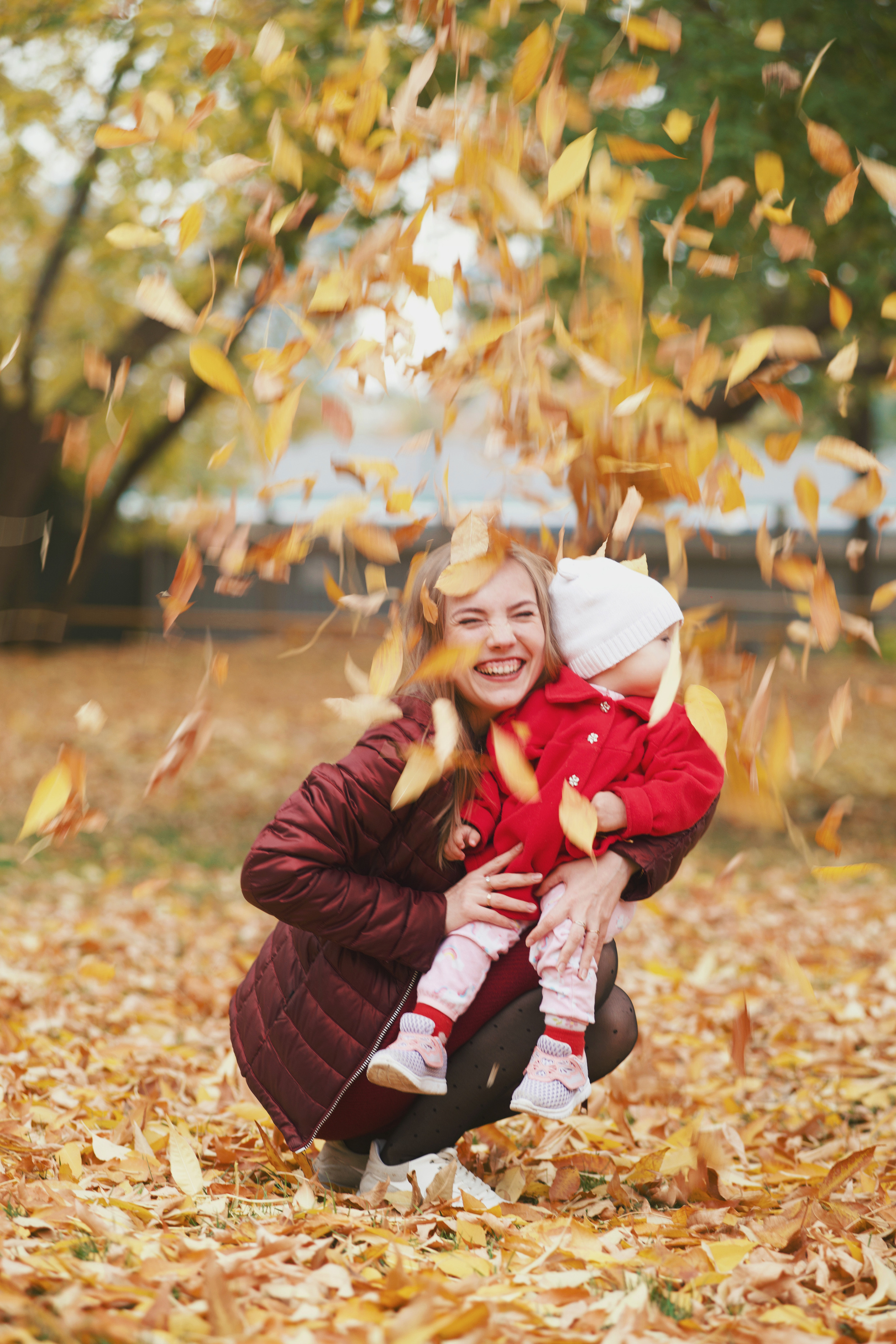 осенняя фотосессия, семейная фотосессия, семейный фотограф в самаре, фотограф в самаре, фотосессия в самаре, осенняя фотосессия в парке, выездная фотосессия, девушка, листья, семья, парк, семейный фотограф 