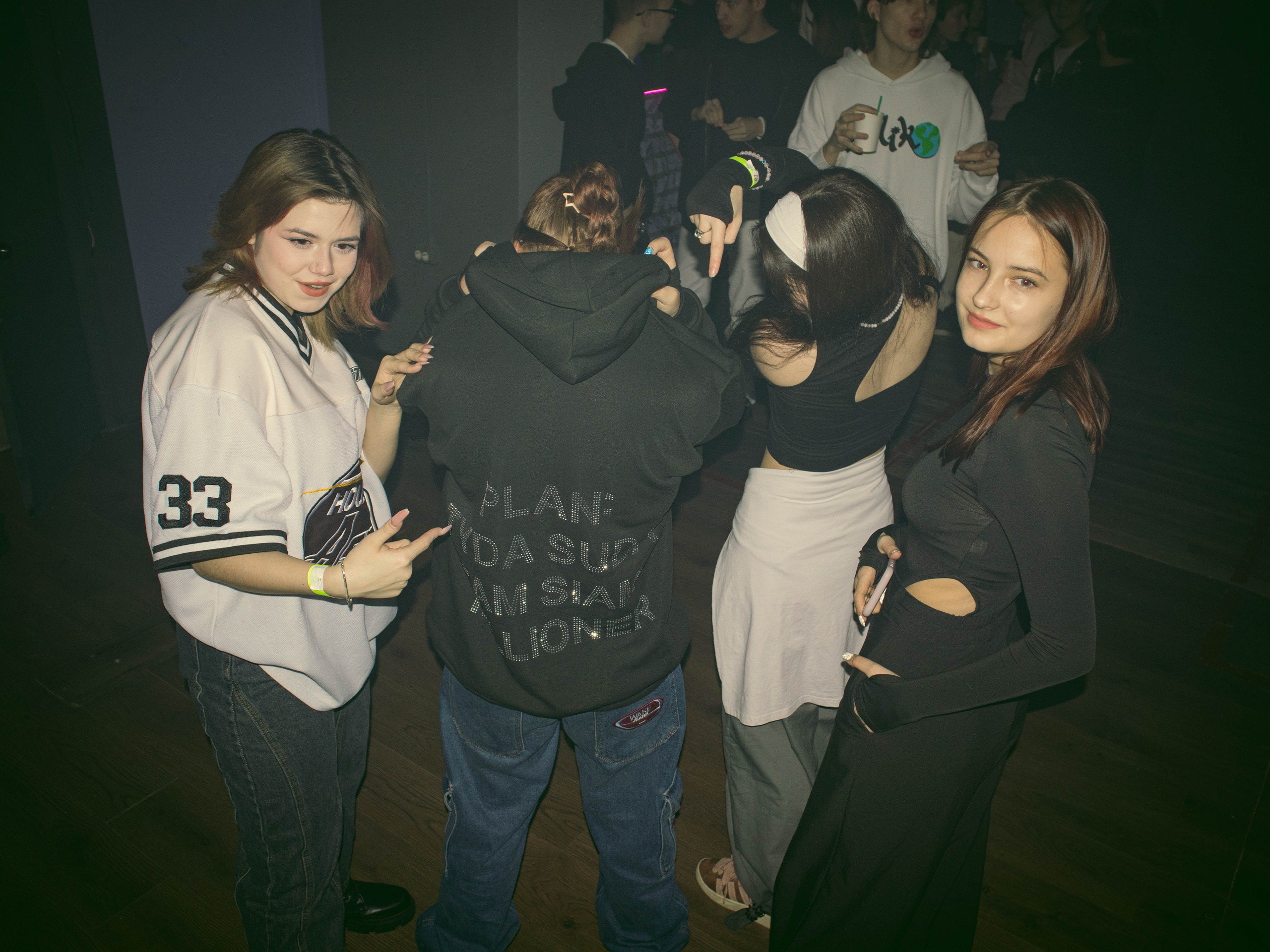 MOSHPIT. Фотограф и видеограф в Бугульме Аня Трутнева