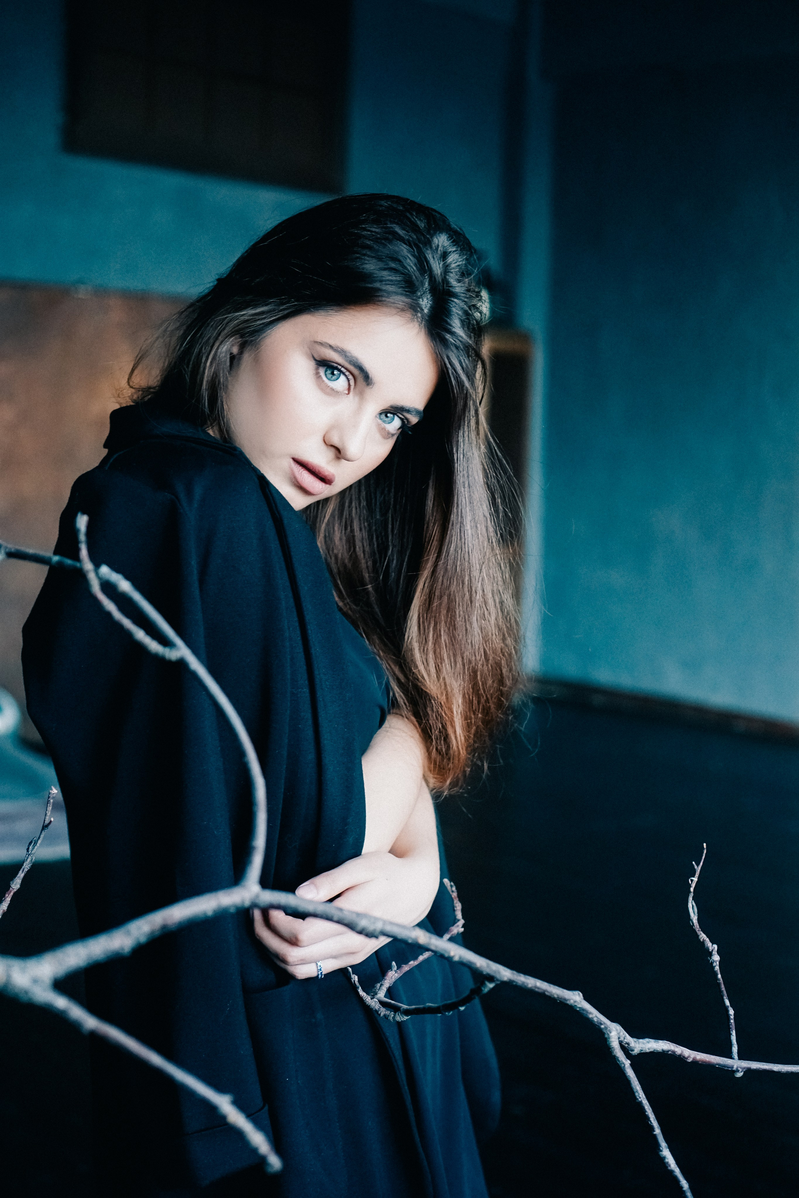 ЖЕНСКИЙ ПОРТРЕТ. Главная