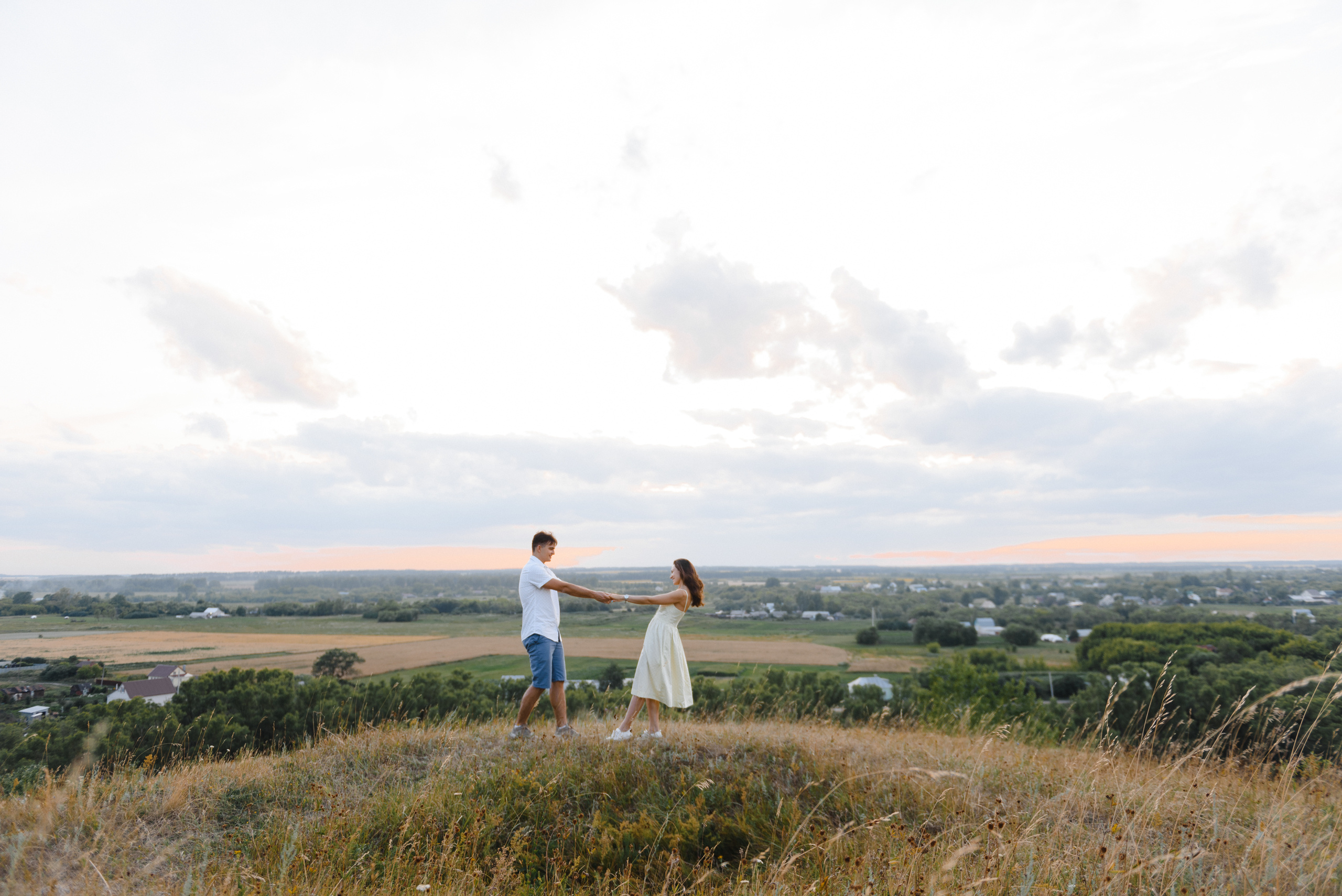 Фотосессия в подсолнухах. Свадебный фотограф в Тамбове Андрей Шаталов