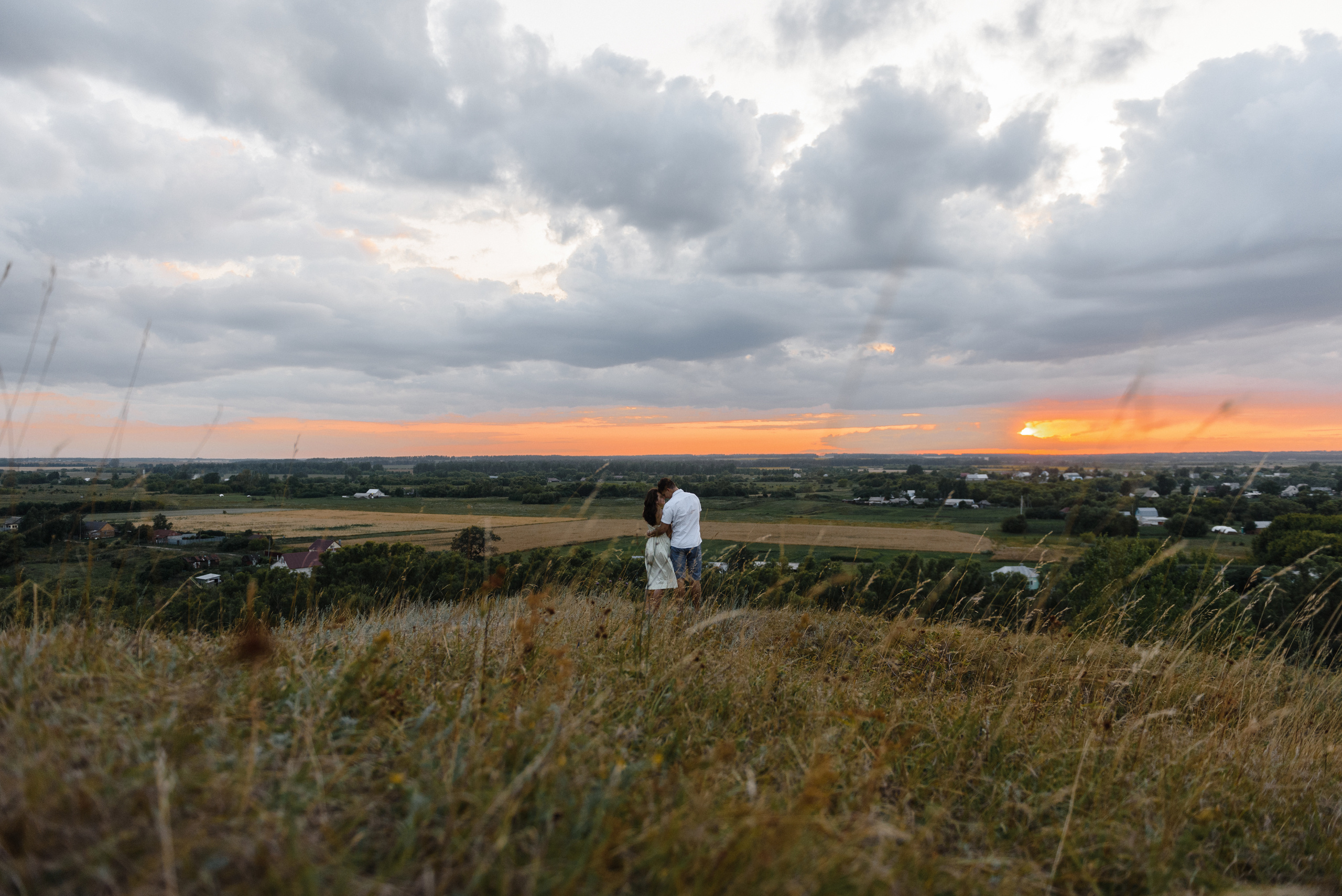 Фотосессия в подсолнухах. Свадебный фотограф в Тамбове Андрей Шаталов