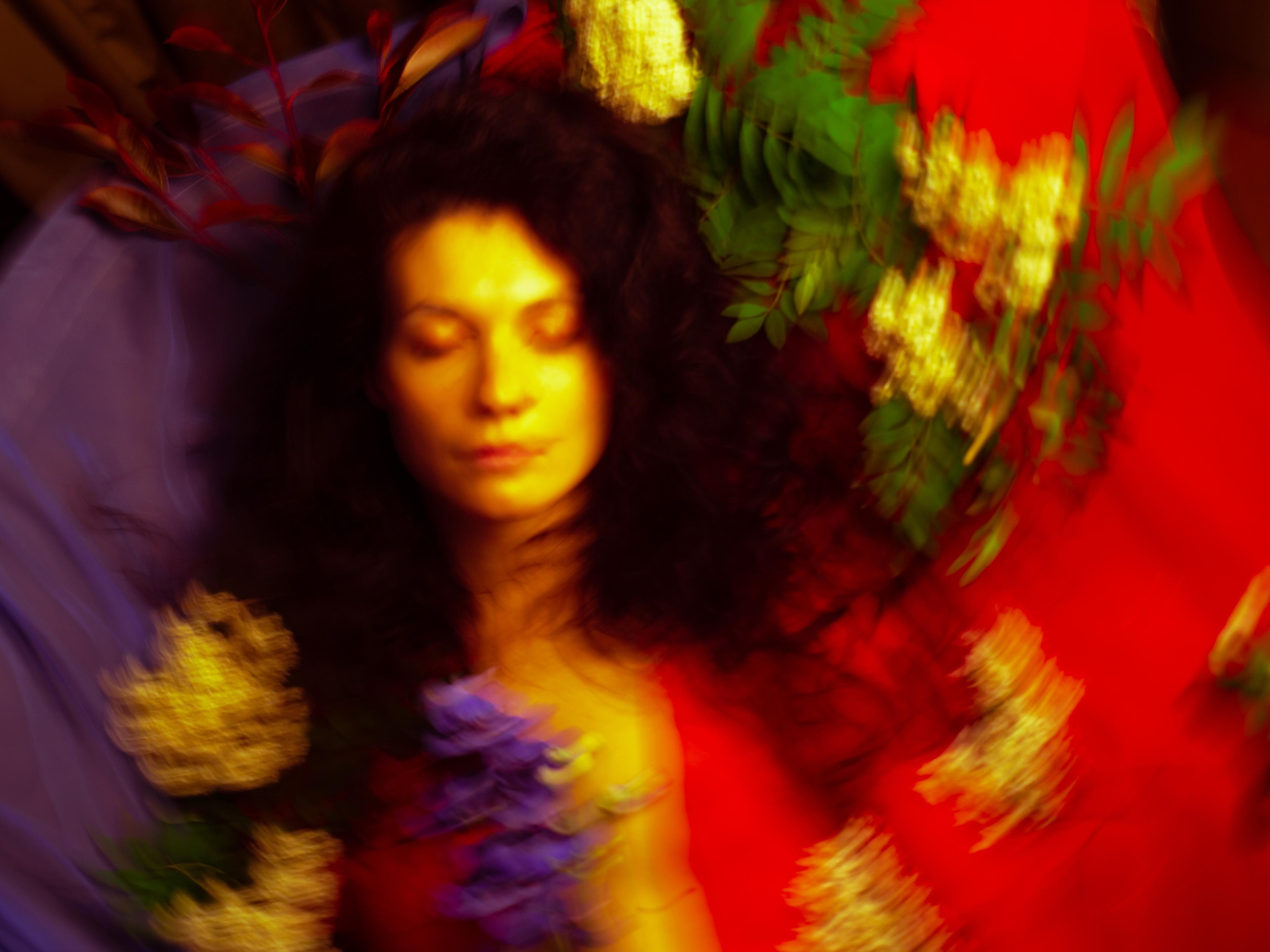 В цветах (18+). Фотограф в Москве Лера Юдина