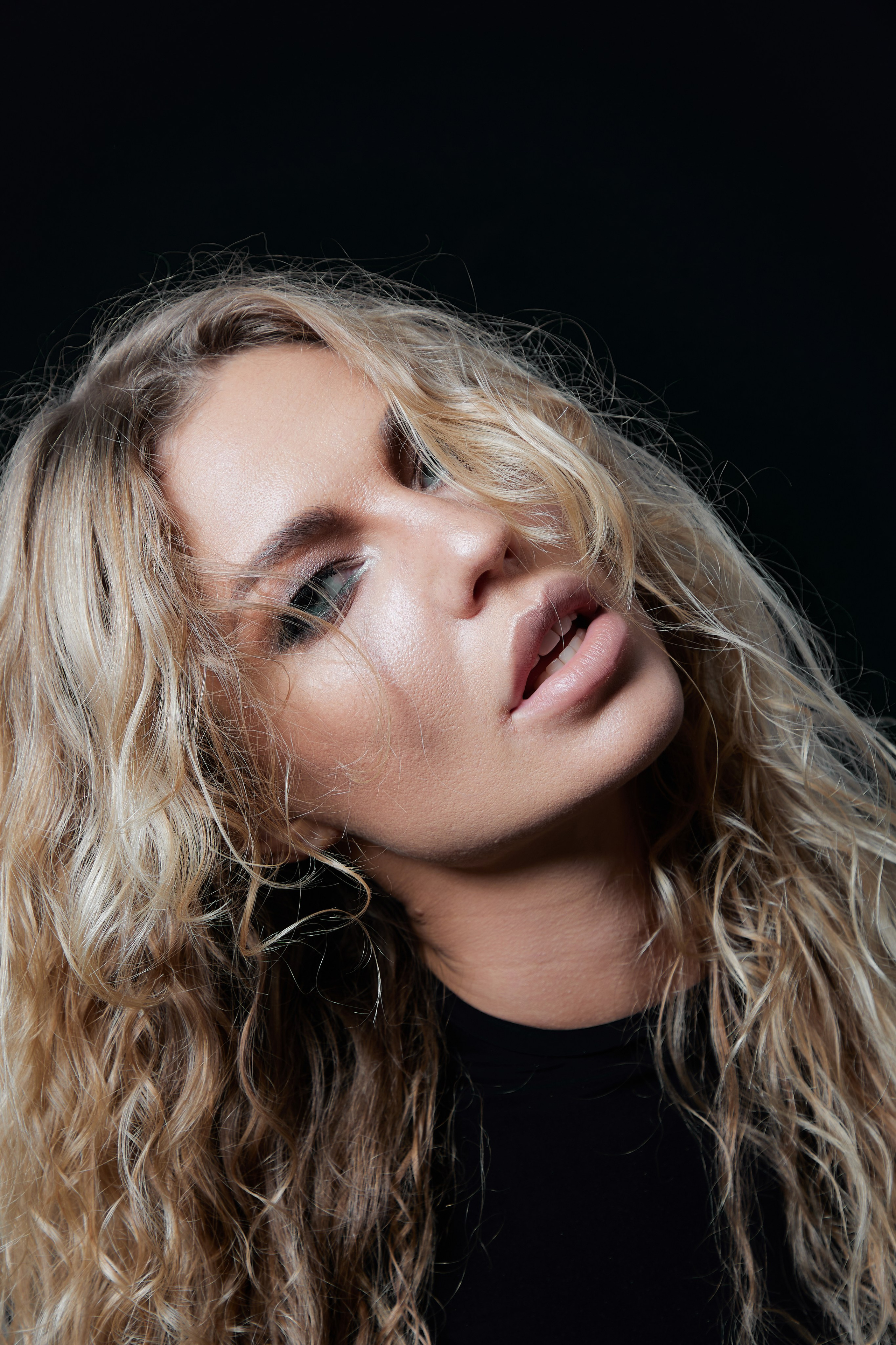 Карина и Катя. Фотограф Денис Лесковский (Тюмень)