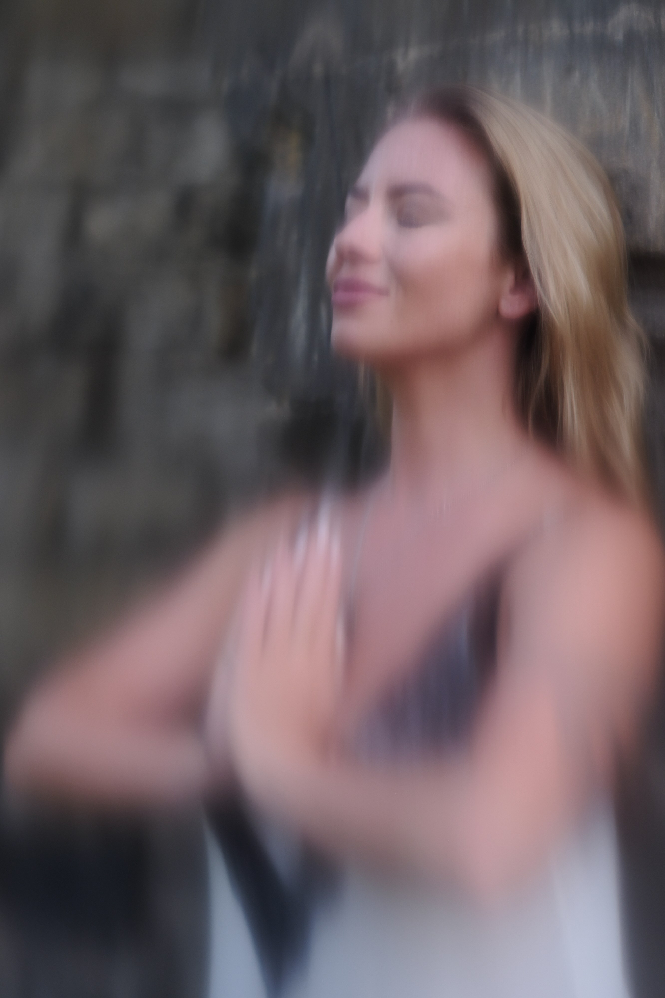 Настя. Фотограф в Москве и Праге: индивидуальные портреты, парные фотосессии