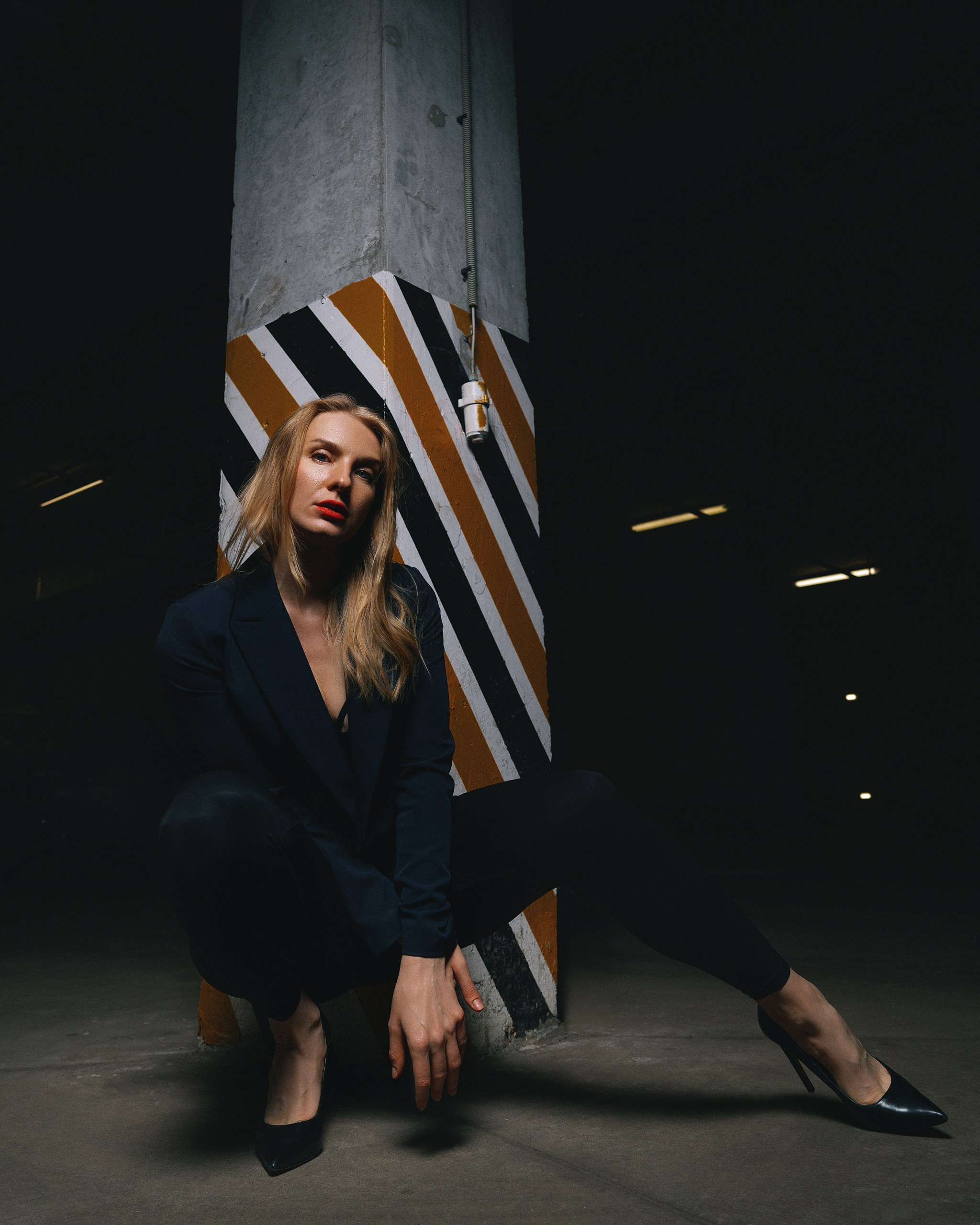 Фотосессия в подьезде). Фотограф в Москве — Евгений Мельников