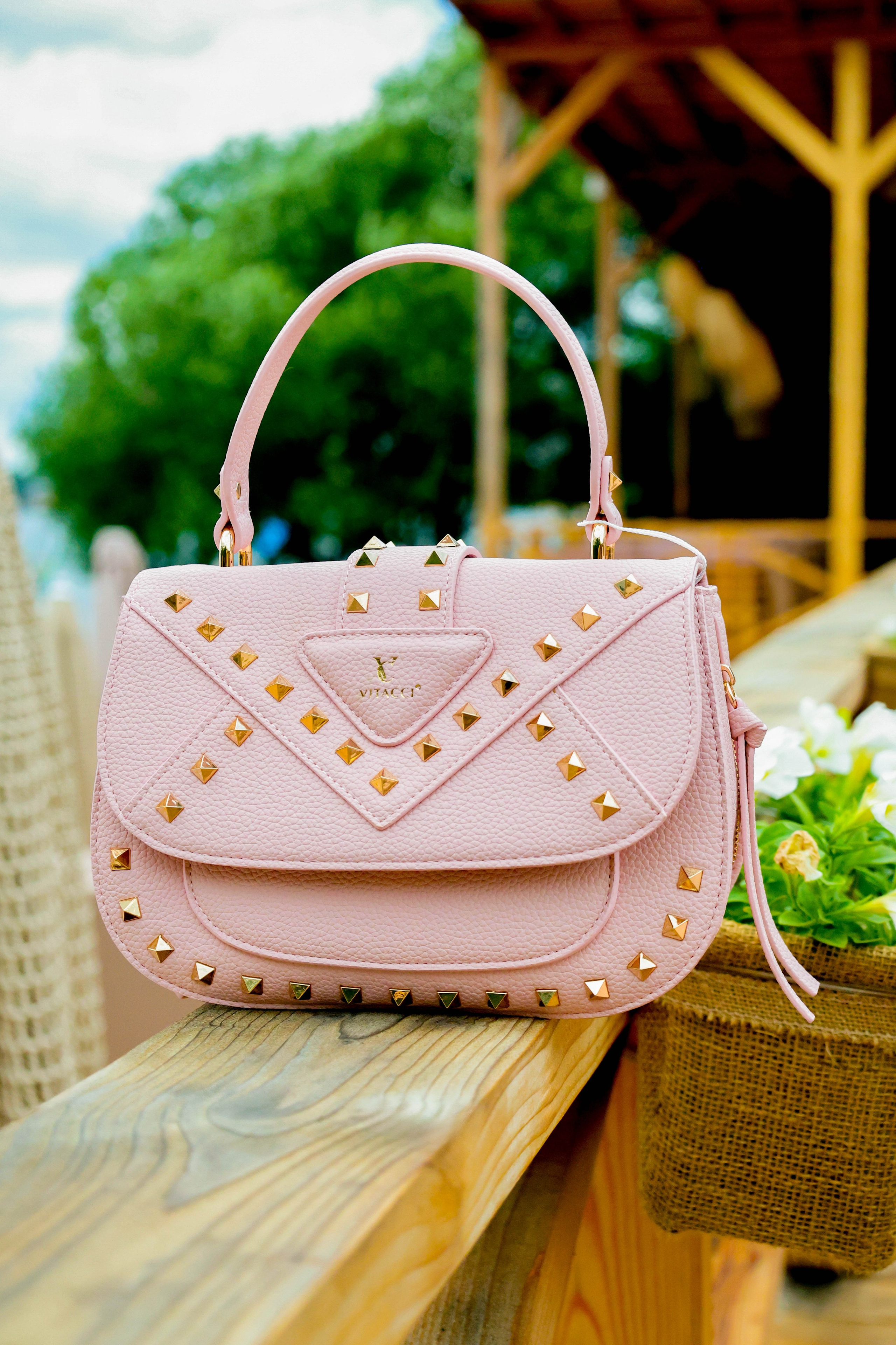 Club City. Предметный фотограф Артём Йома