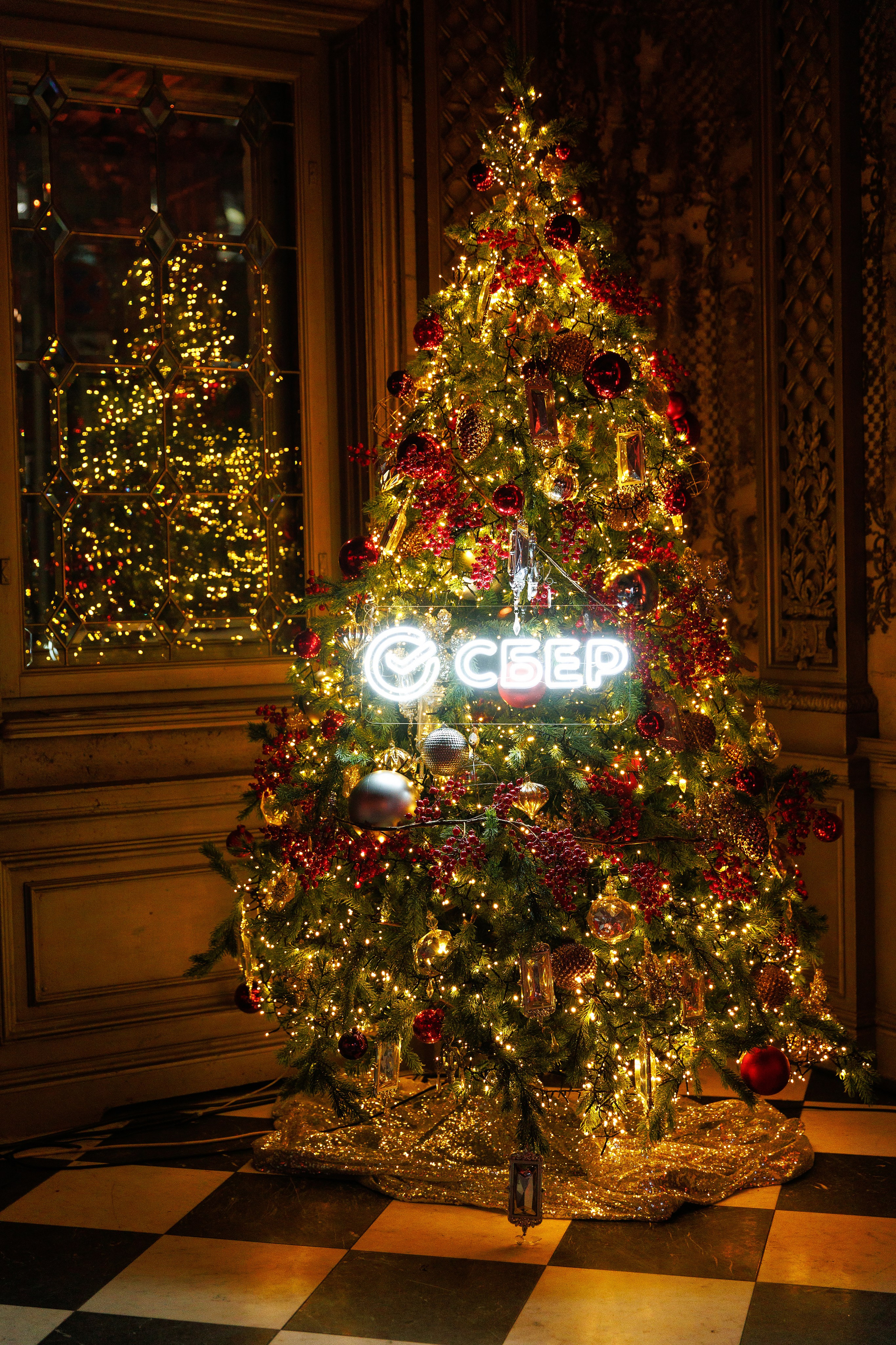 Новогодний ужин Сбер