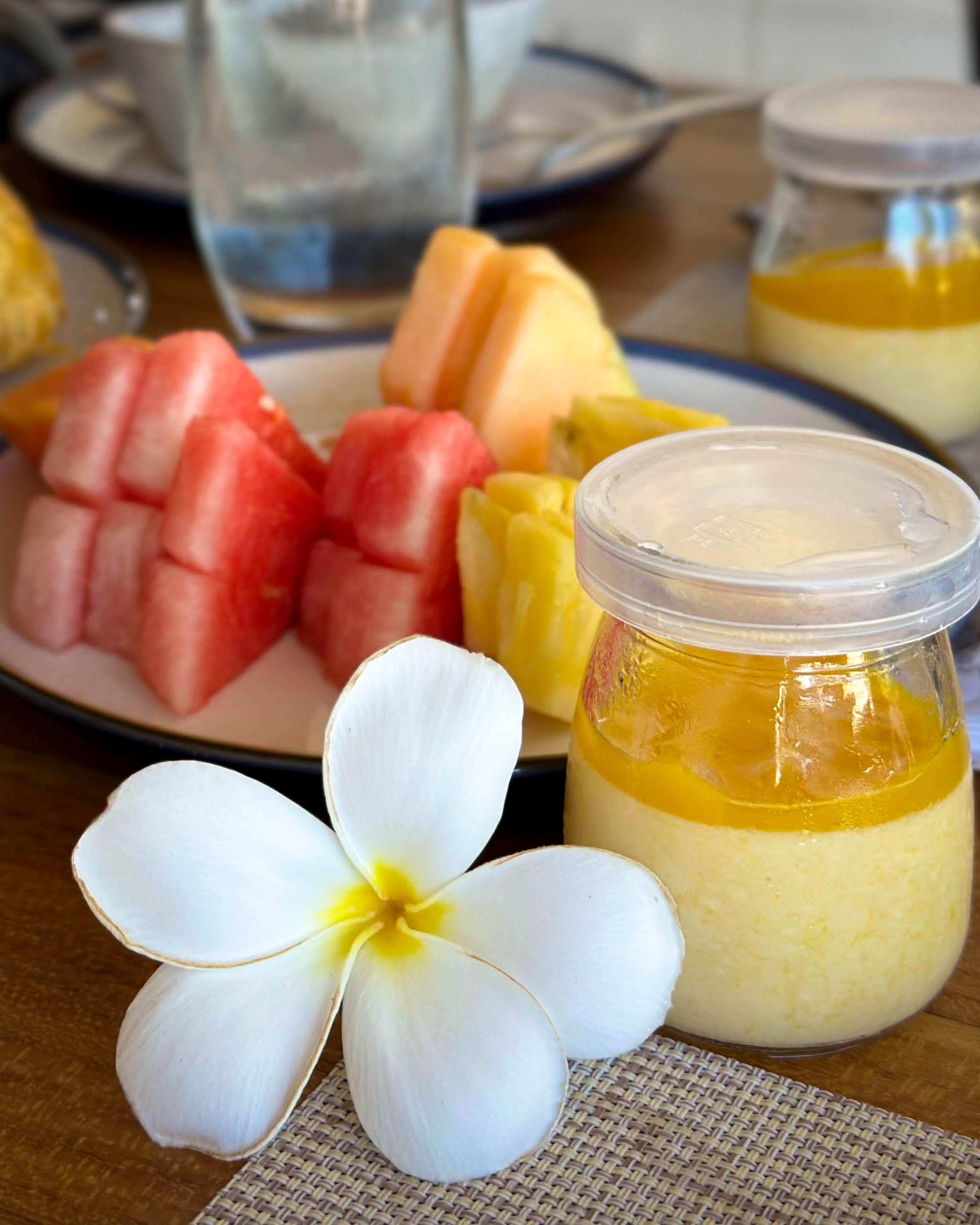 Cocana Resort, Gili, Indonesia. Alina and Vlad — hotel & brand content creators