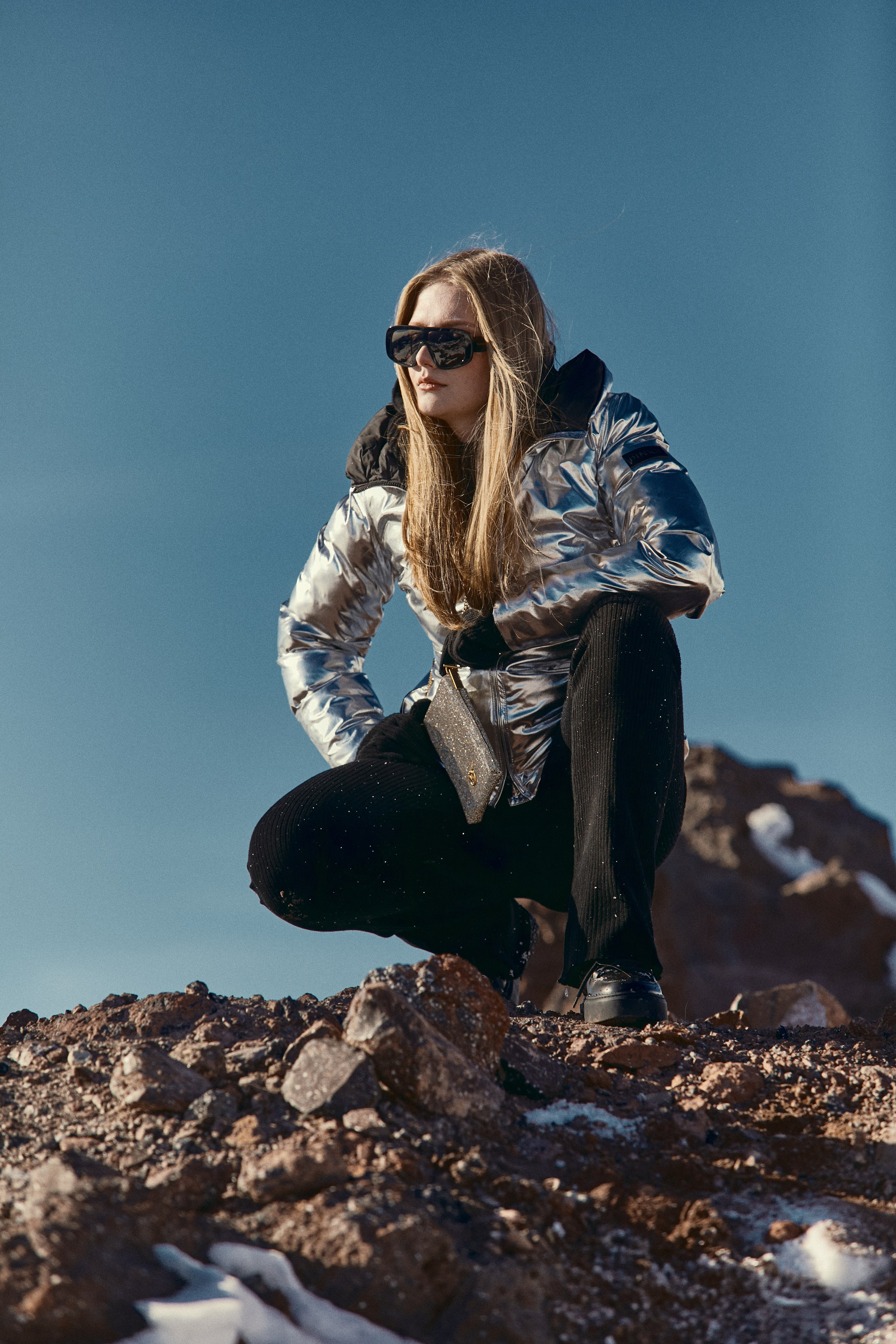 Съемка для бренда одежды в горах под ключ. Фотограф Продюсер в горах КБР / Москва  Нальчик Горы