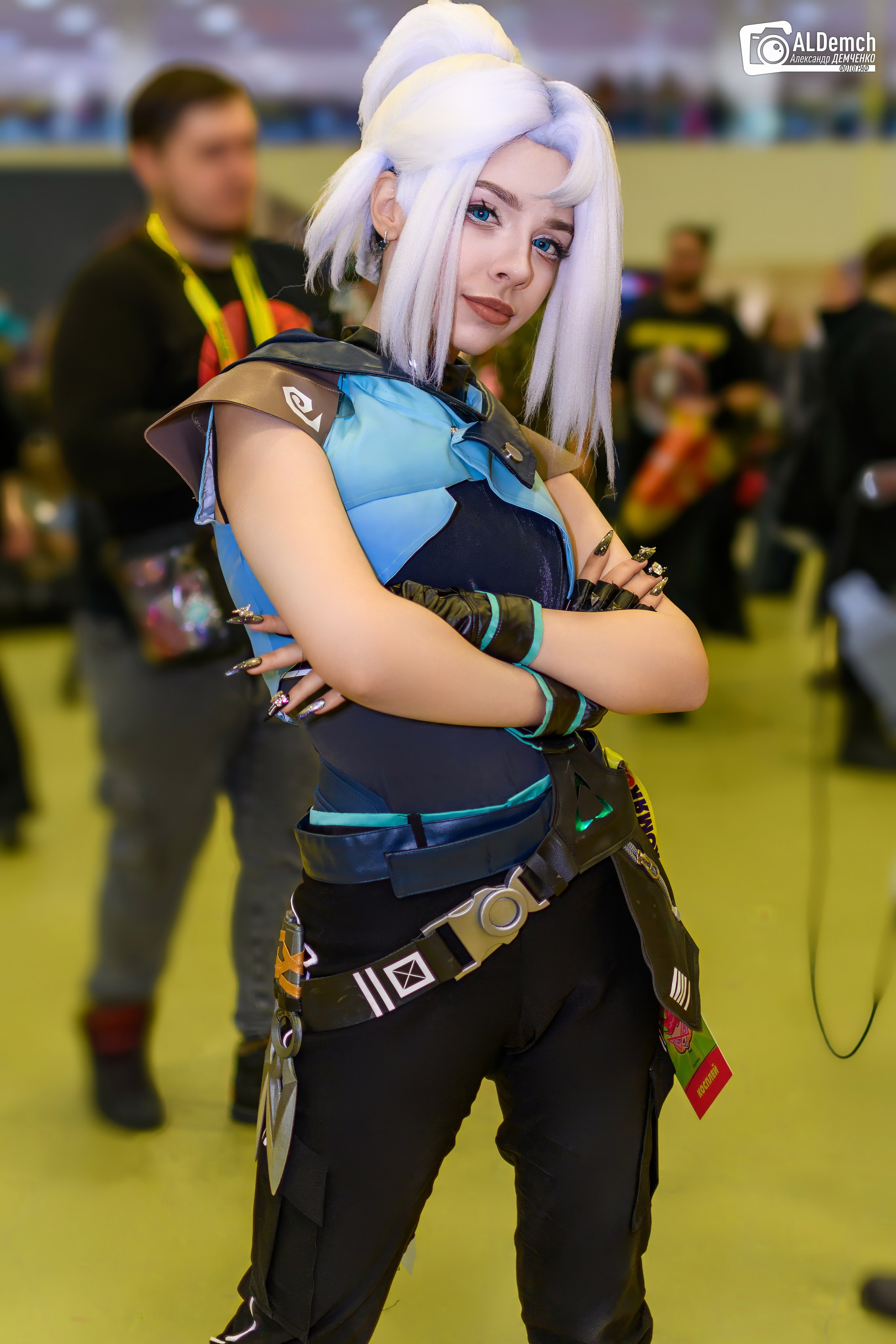 Аниме картинки персонажей и косплей фото в России Москве