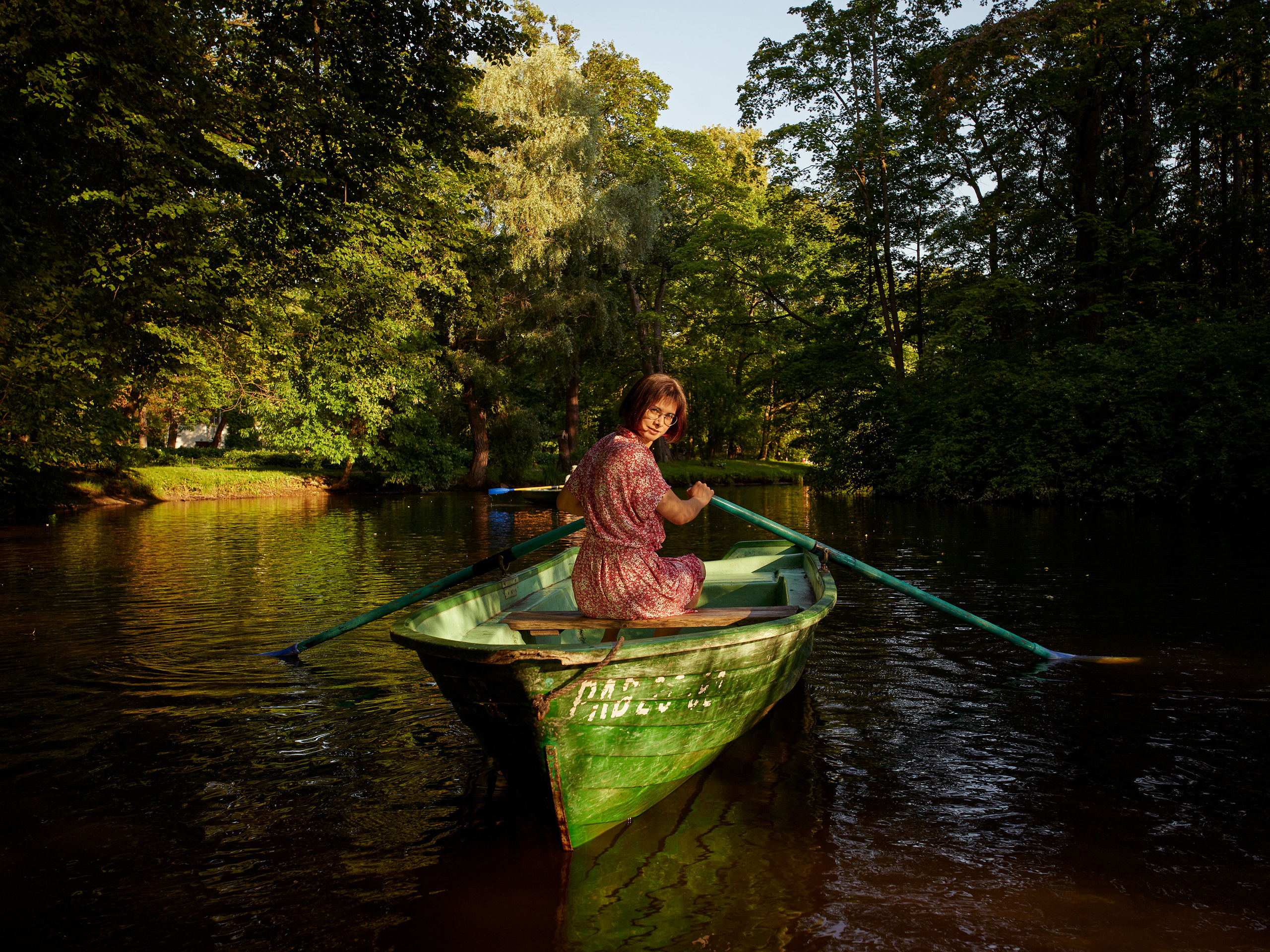 Фотосессия в парке. Портретный фотограф в Санкт-Петербурге | Пётр Дёмушкин