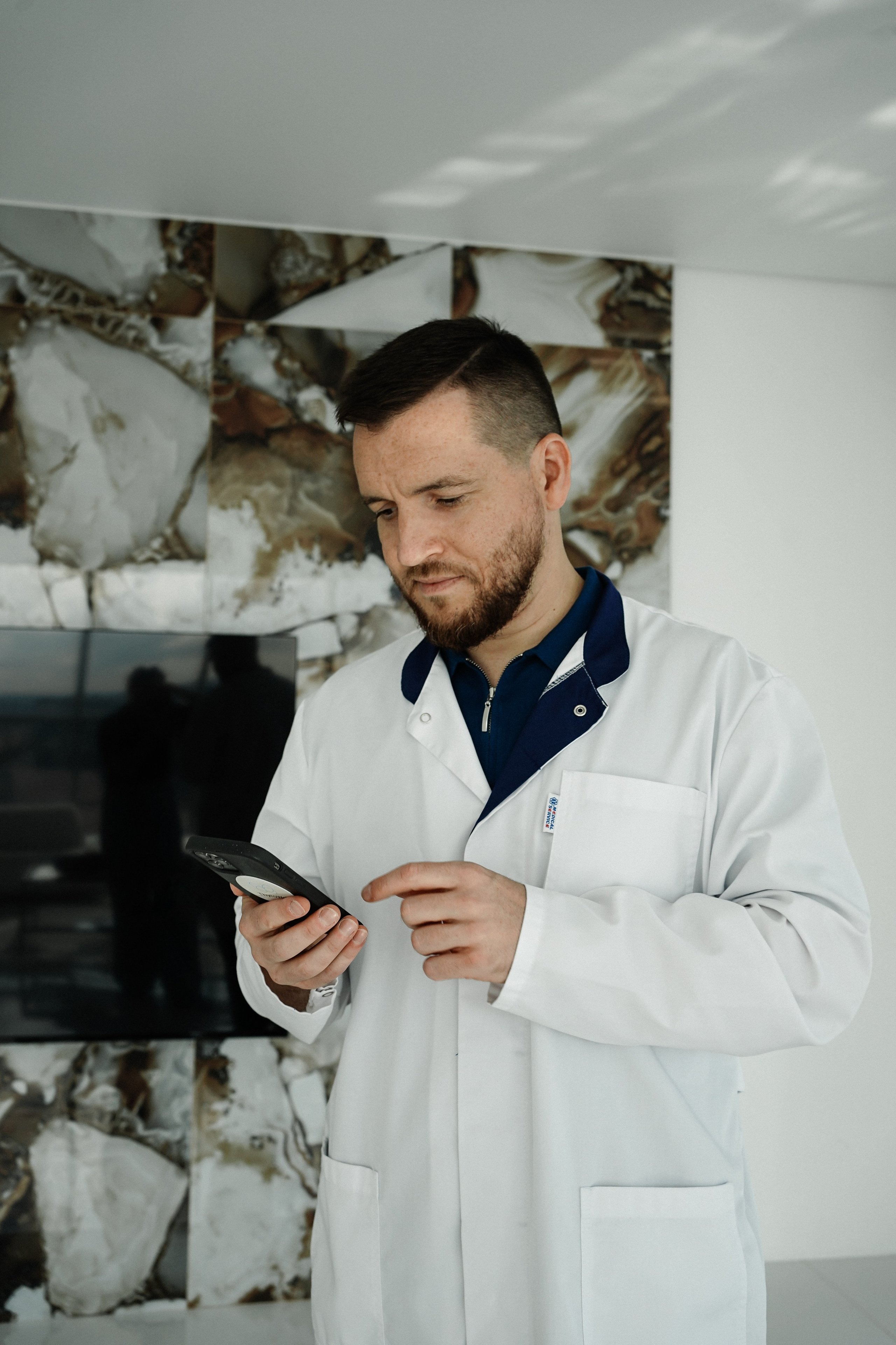 Виктор Хирург-эндокринолог. Фотограф Ольга Игорева