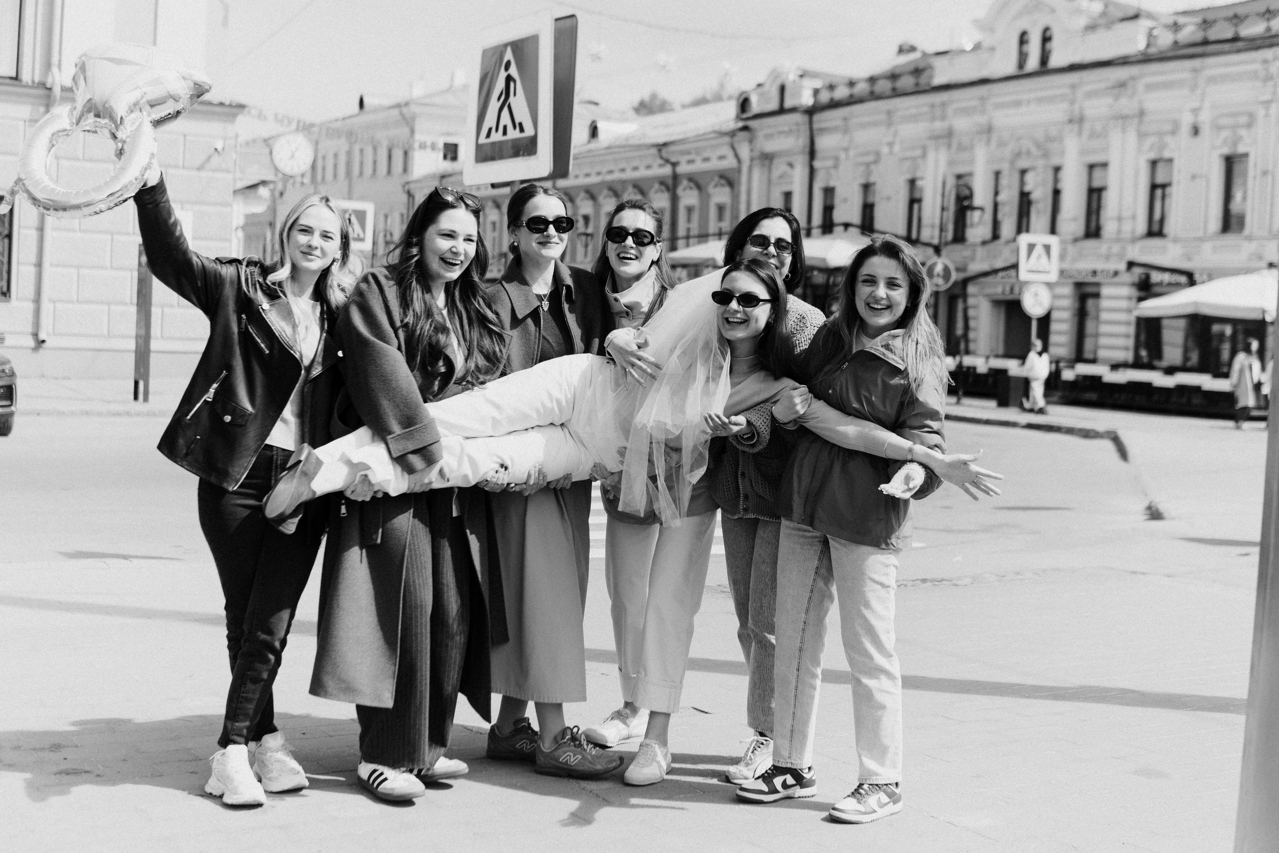 Девчиник-прогулка. Я — Алёна и я фотографирую красиво (е)