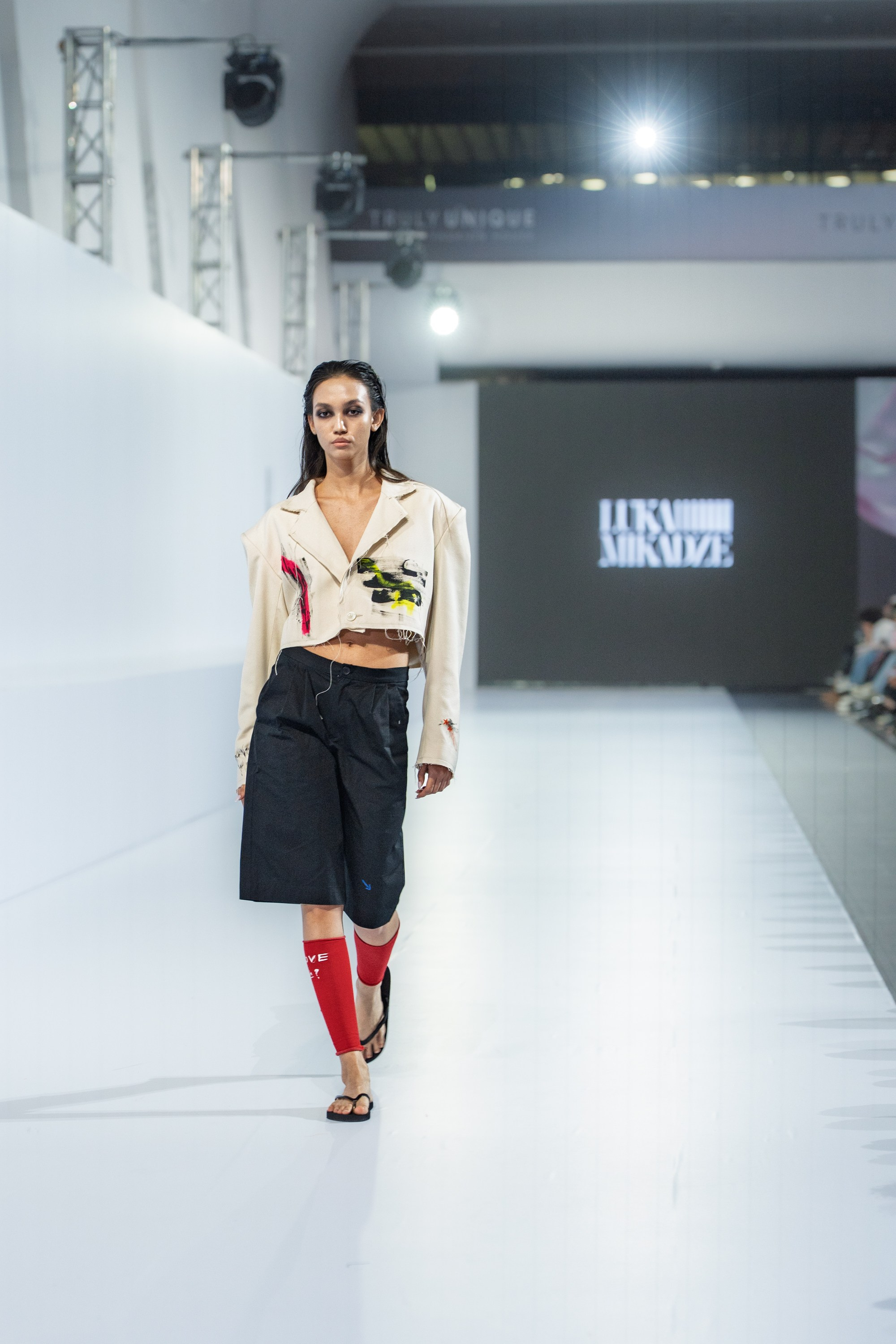 Luka Mikadze. Сайт Алматинского НЮ АРТ, будуар и фэшн фотографа Дениса Карпенко