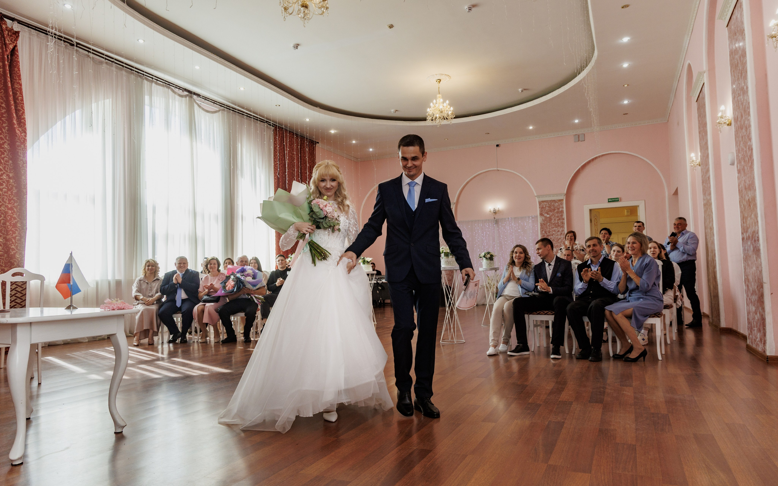 Михаил и Виктория. Свадебный и семейный фотограф в г. Волхов Алексей Кочерыжкин