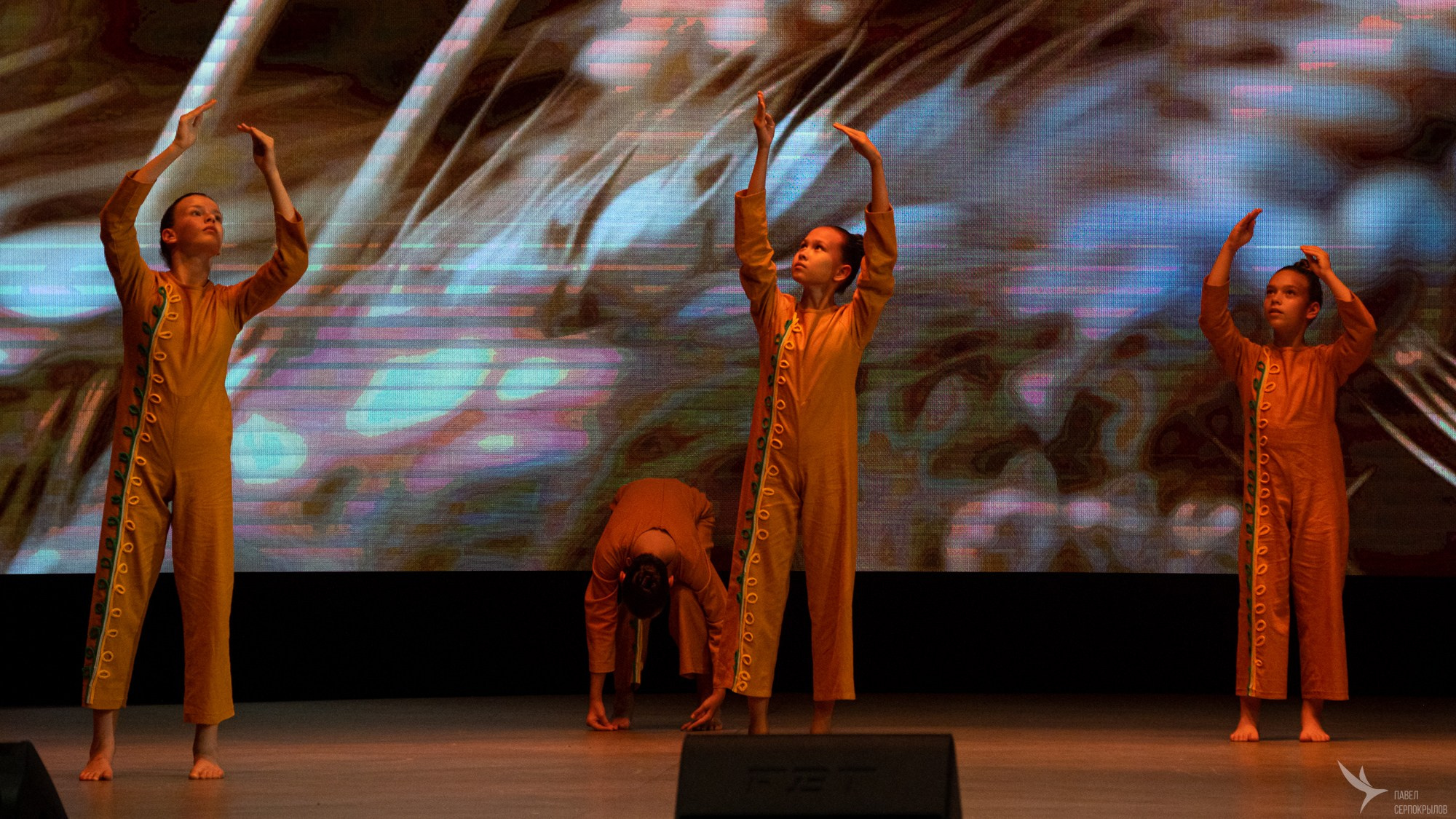 Сольный концерт хореографического ансамбля Аллегро «Сквозь тернии к звездам». Репортажный фотограф в Казани Павел Серпокрылов