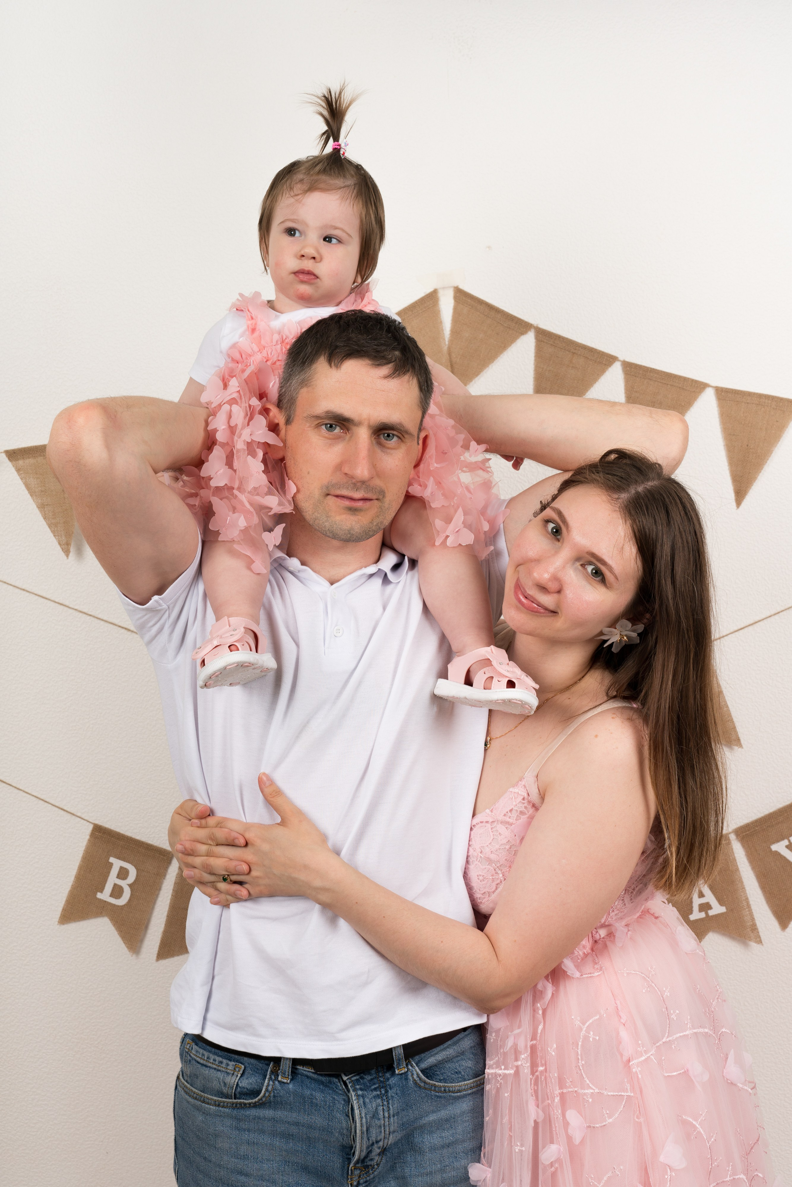 Фотосессия в студии на годик, 2,3 и т.д. Nikolay Serfoord