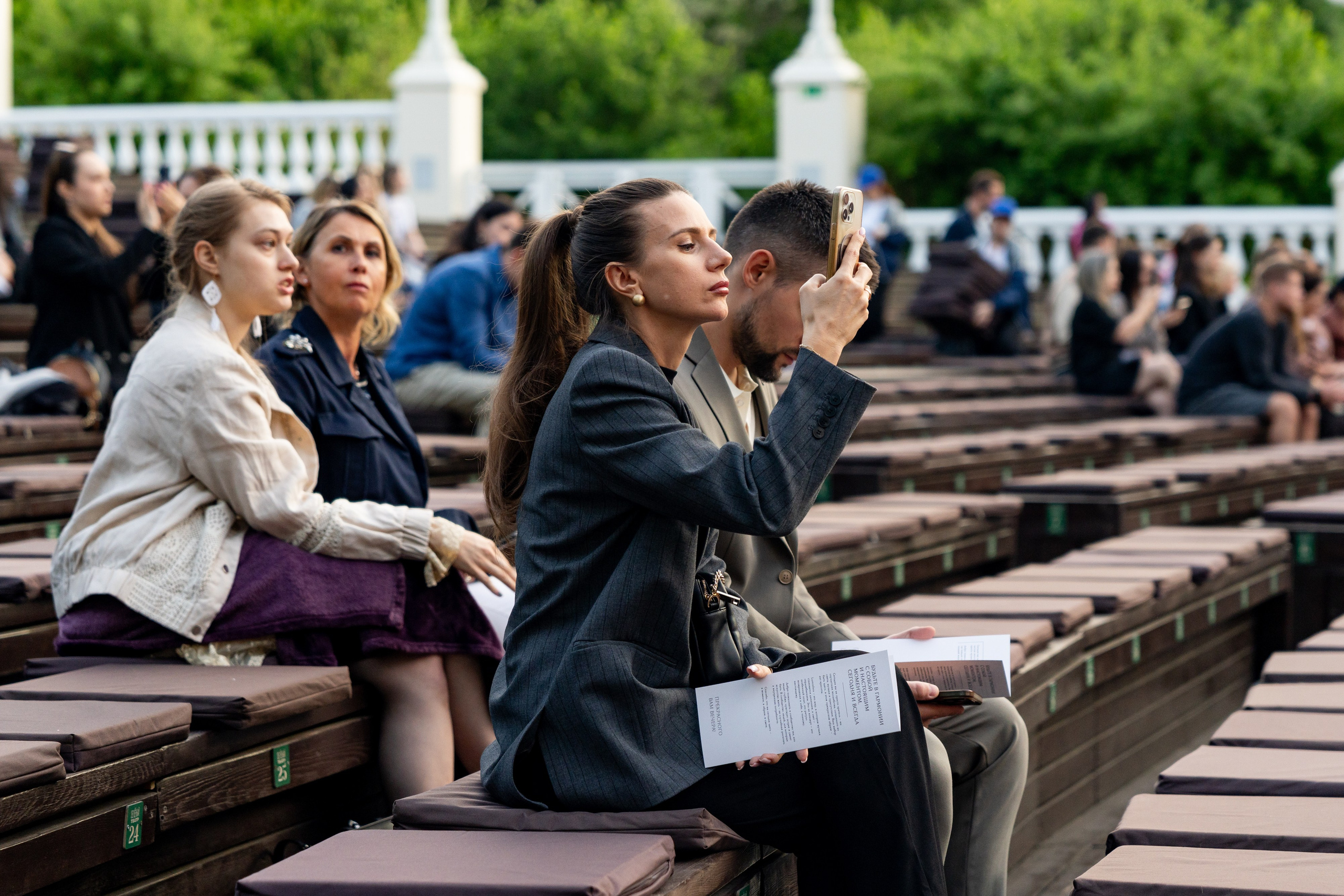 Симфонический оркестр Lumisfera при свечах. Фотограф Никита Комаров