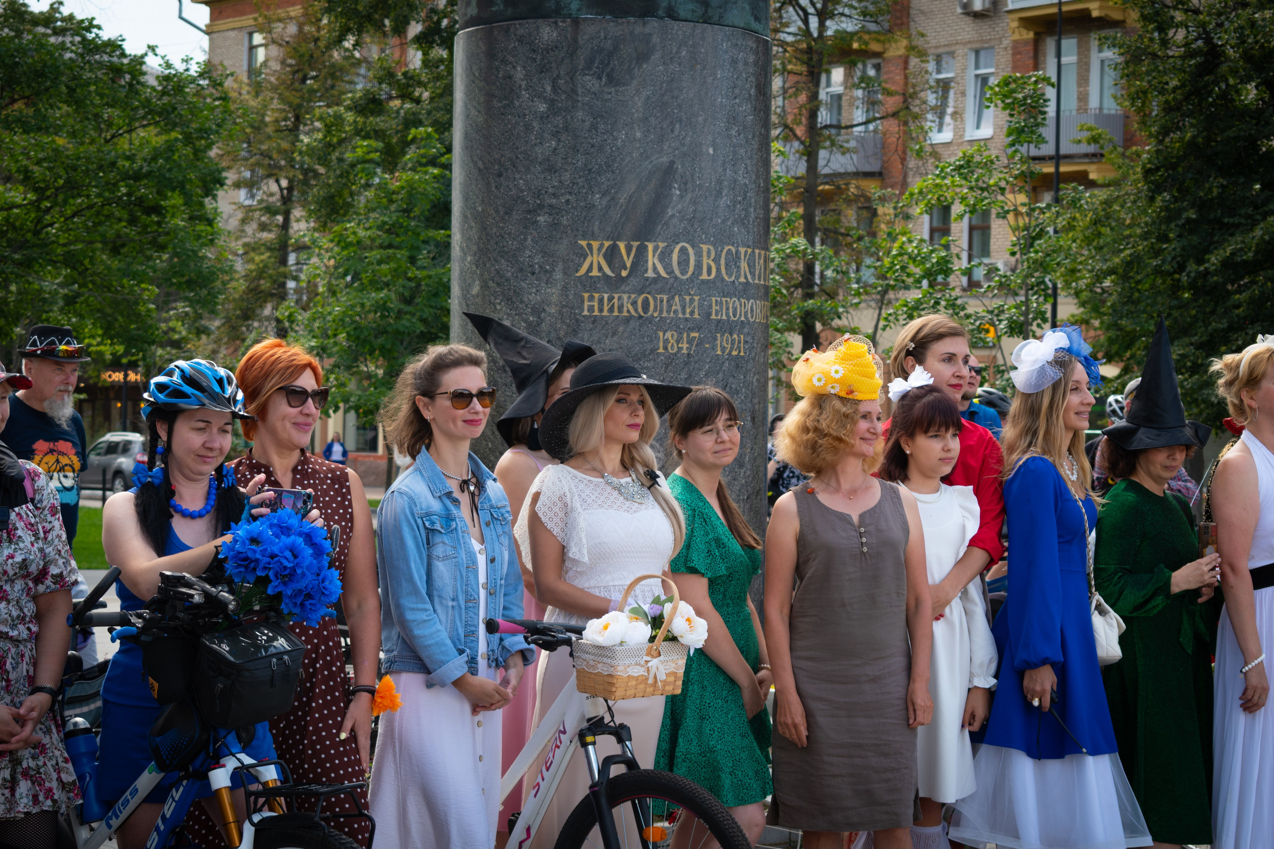 «Леди на велосипеде» — велопробег по г. Жуковскому 2025. Репортажный фотограф Сыбер Мартти