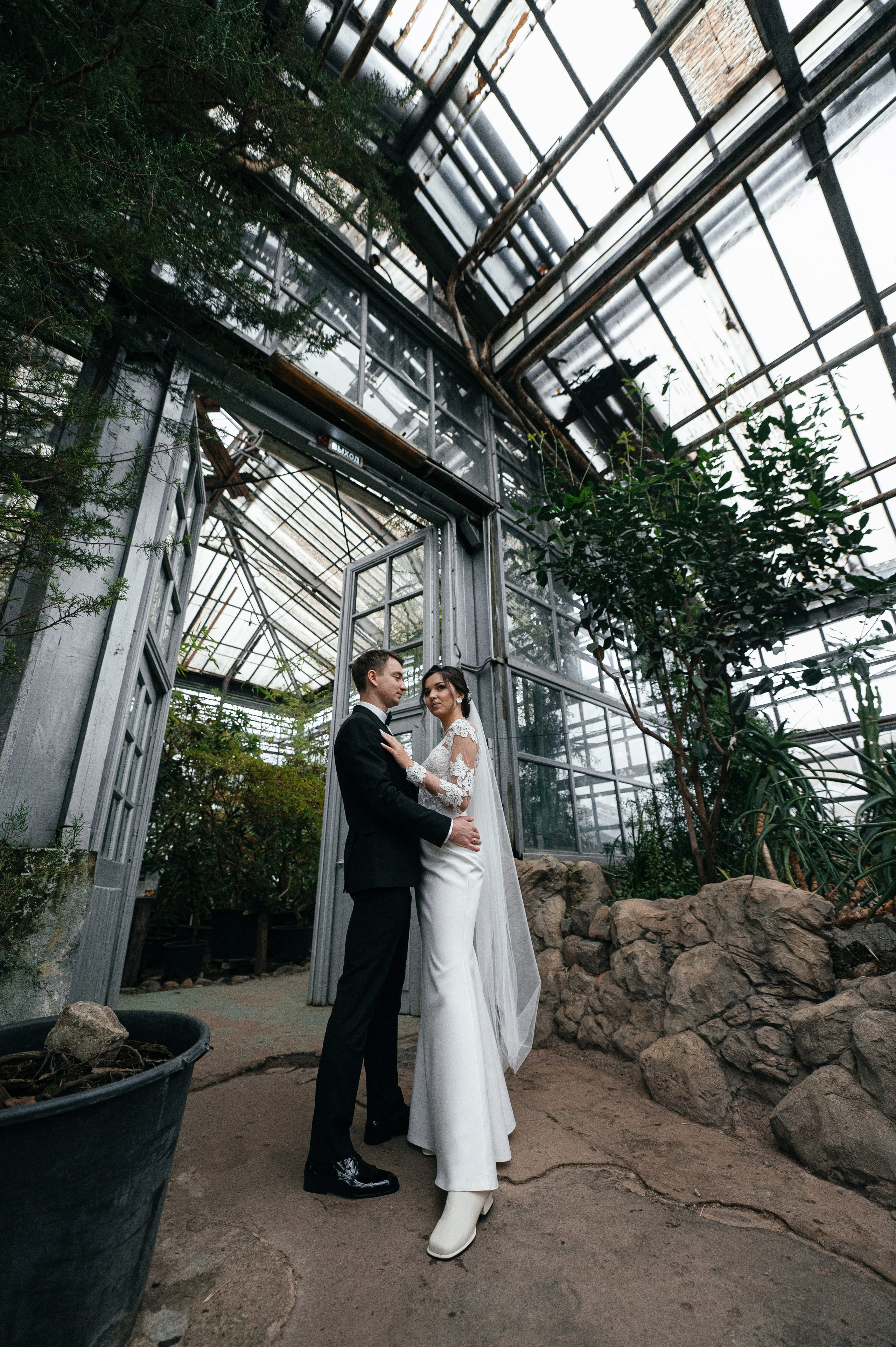 Старая Фондовая оранжерея и КСК «Звёздный». Свадебный и семейный фотограф Виктория Носачёва. Щелково, Москва и МО