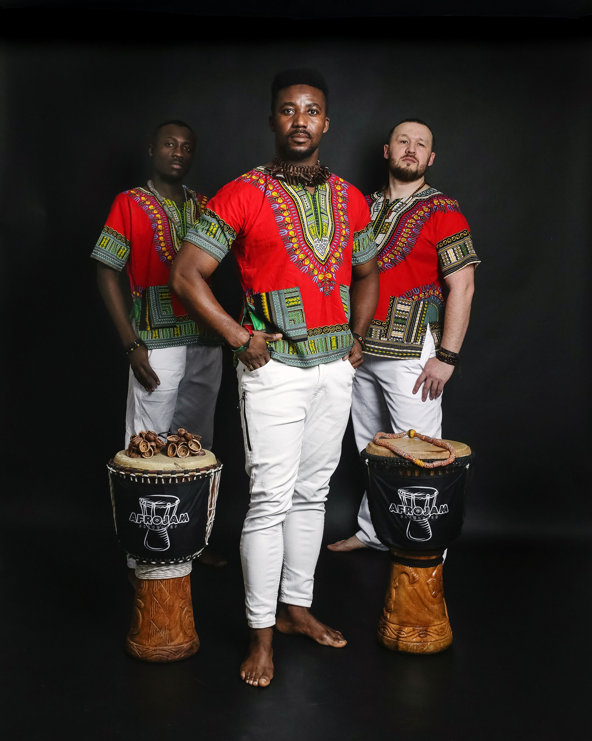 Шоу африканских барабанов. Фотостудия Автопортретная № 2 в Ижевске