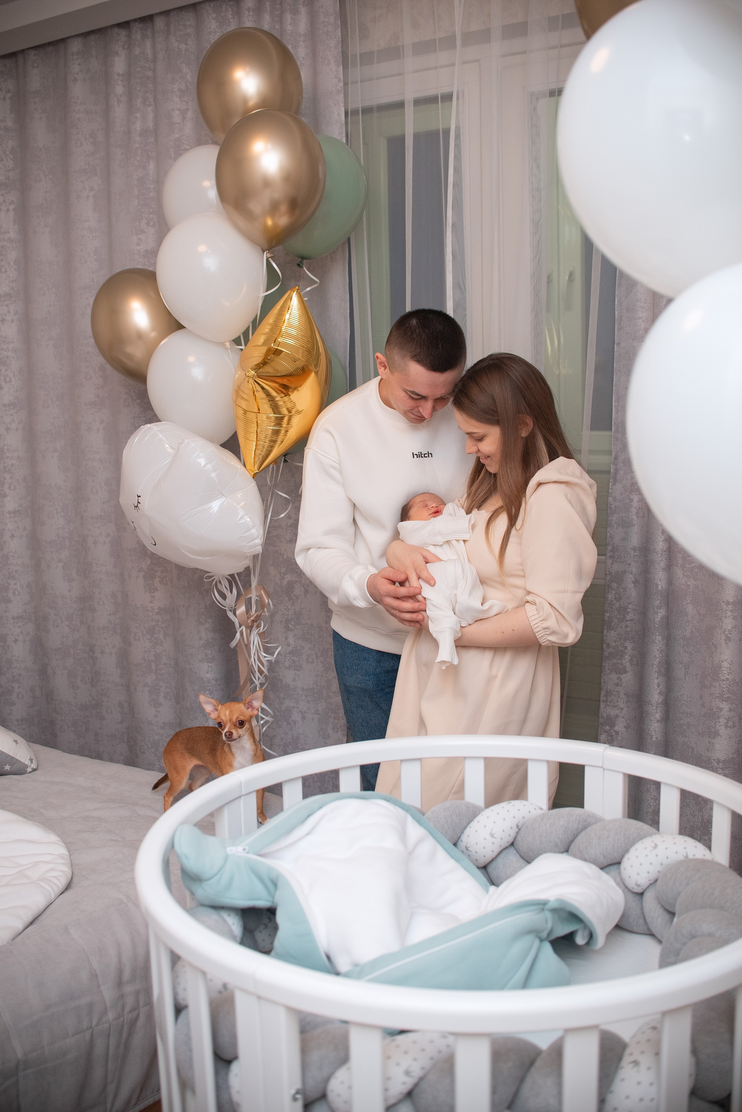 Выписка Веолетты 5РД. Семейный фотограф на выписку из роддома и крещение Минск Настя Гришук