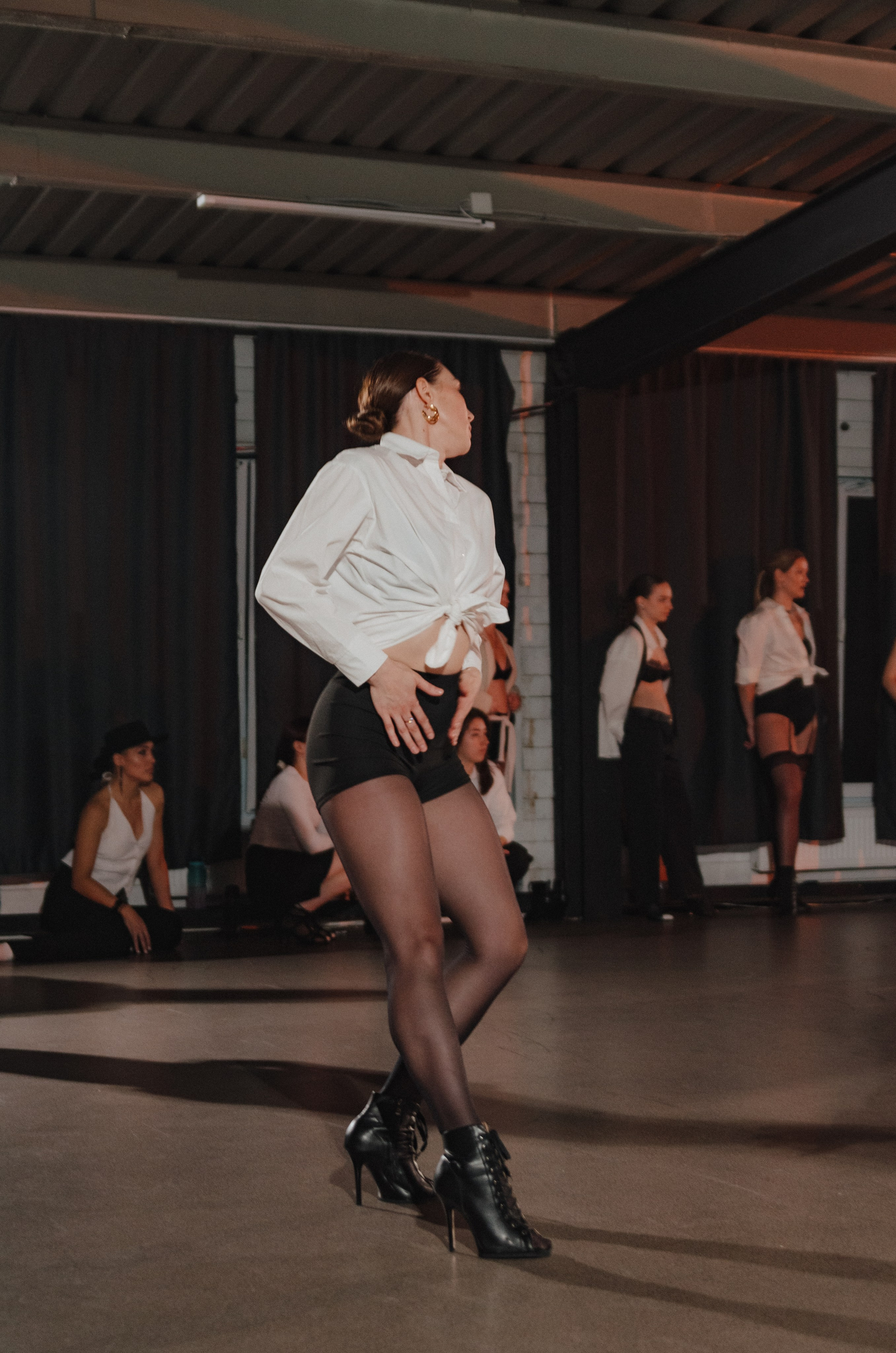 Birthday heels class Екатерины Ингачевой. Денисова Аля — фотограф для парных съемок и индивидуальных историй в Барнауле