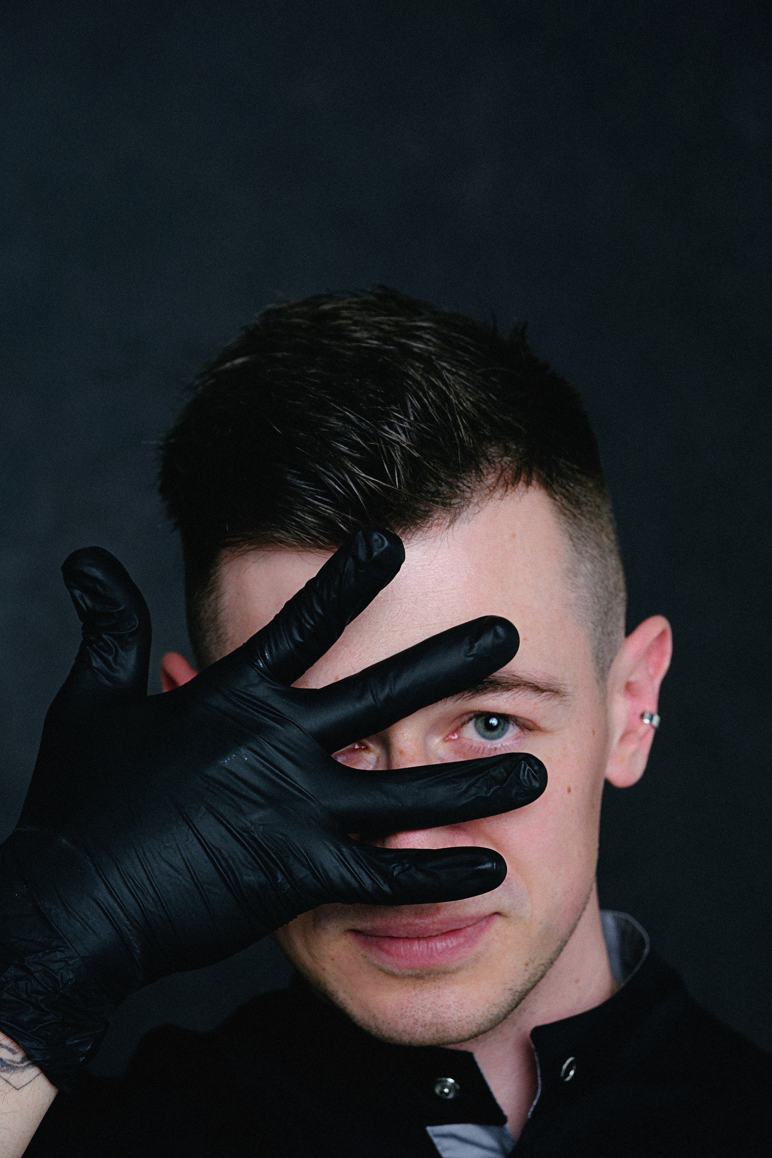 Мужчина — косметолог. Фотограф и видеограф в Омск/Москва Сащенко Лера