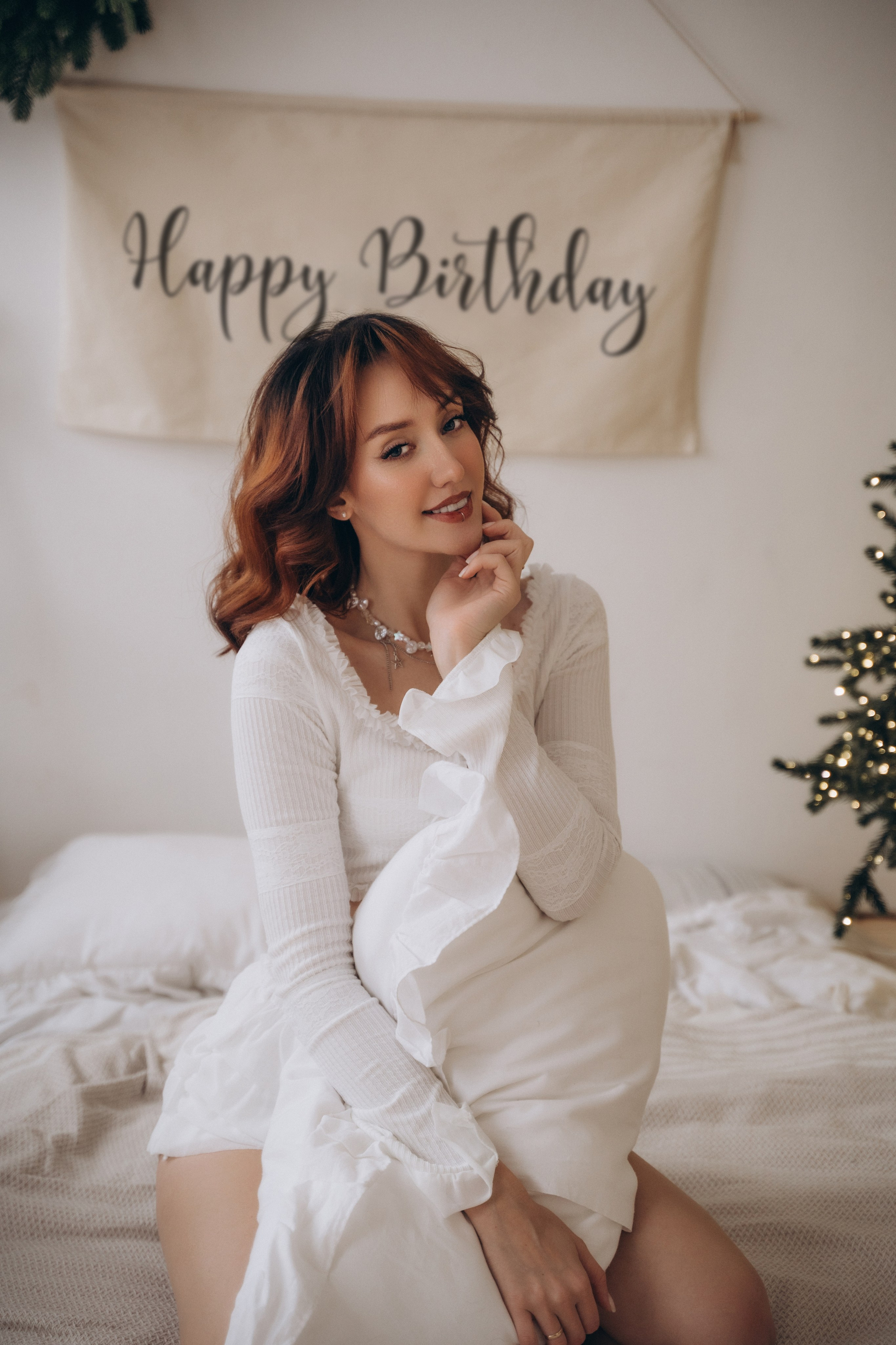 Диана, Фотосессия ко Дню Рождения в новогодней студии. Семейный фотограф в Белгороде Амелина Алина