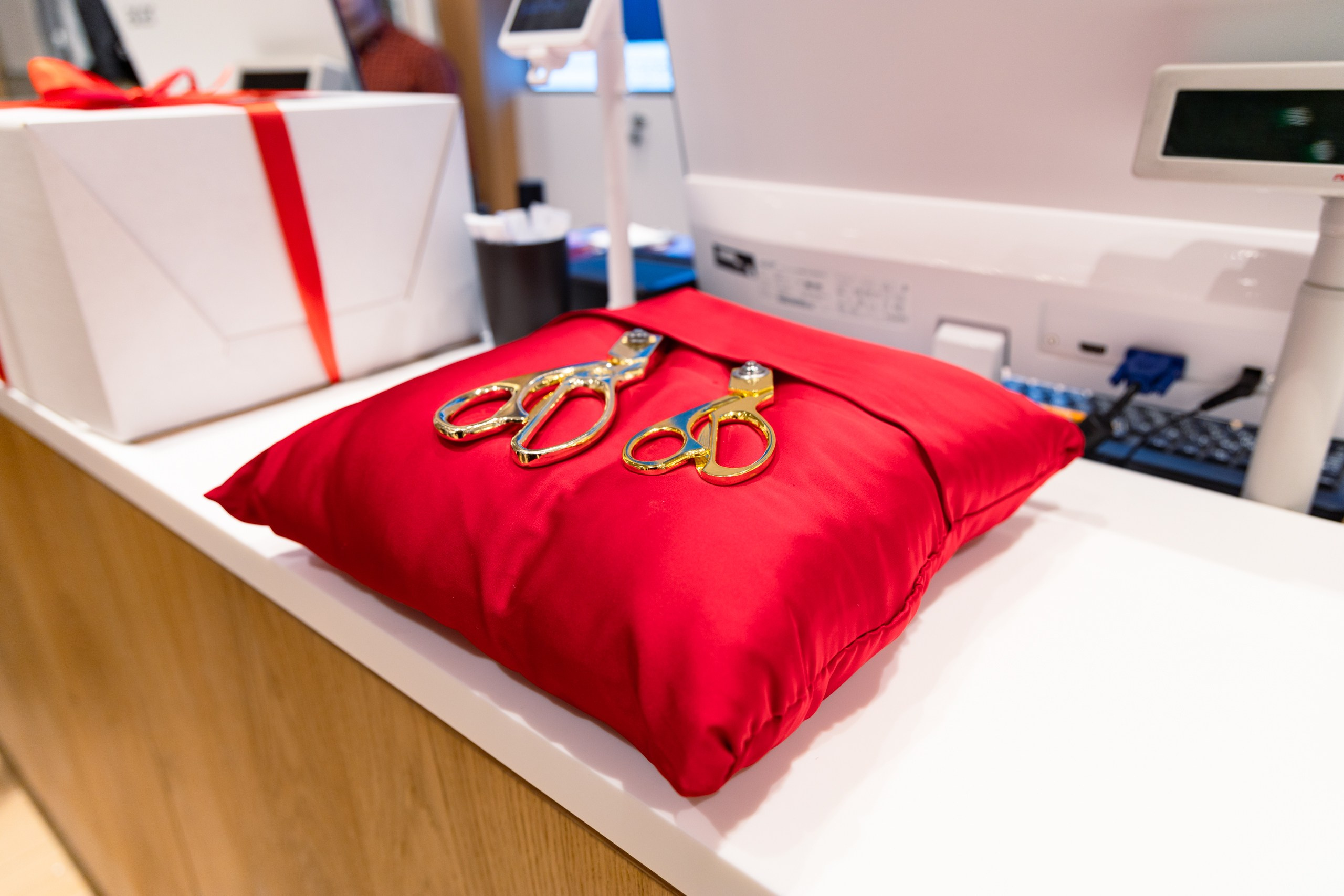 ОТКРЫТИЕ МАГАЗИНА COLIN'S. Фотограф Paul Varro в Краснодаре